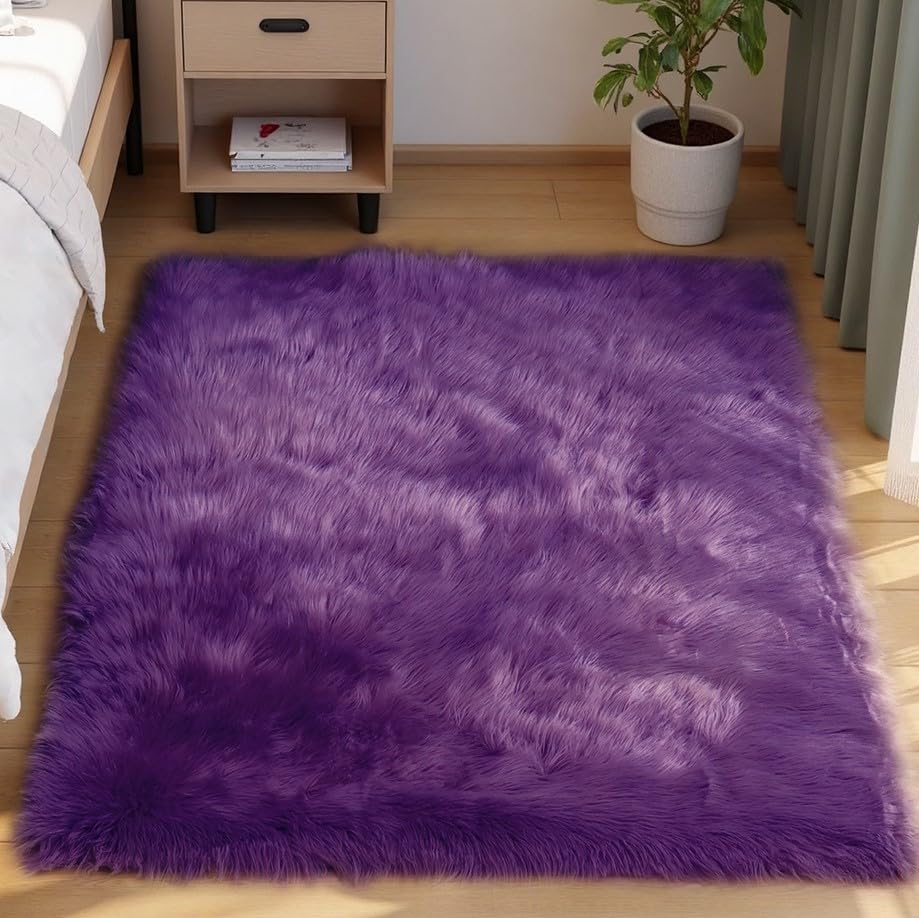 Goolela White Fluffy Faux Fur Rug for Bedroom Faux Sheepskin Rug 2x3 White Fuzzy Furry Bedside Carpet Dining Room Playroom Dorm Small Washable Rectangle