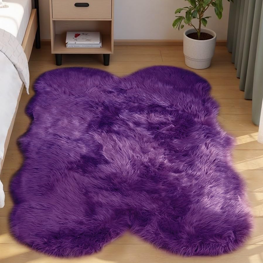 Goolela White Fluffy Faux Fur Rug for Bedroom Faux Sheepskin Rug 2x3 White Fuzzy Furry Bedside Carpet Dining Room Playroom Dorm Small Washable Rectangle