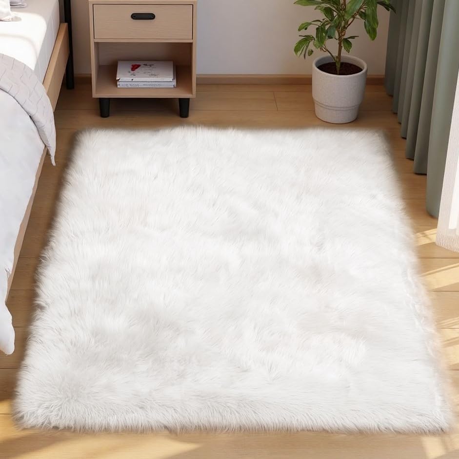Goolela White Fluffy Faux Fur Rug for Bedroom Faux Sheepskin Rug 2x3 White Fuzzy Furry Bedside Carpet Dining Room Playroom Dorm Small Washable Rectangle