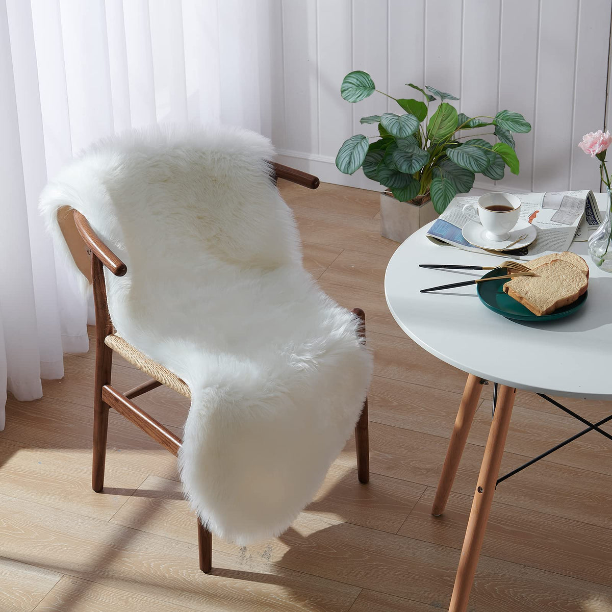 Tangsoo 2x6 Beige Faux Fur Rug,Soft Sheepskin Fluffy Runner Rug for Bedroom