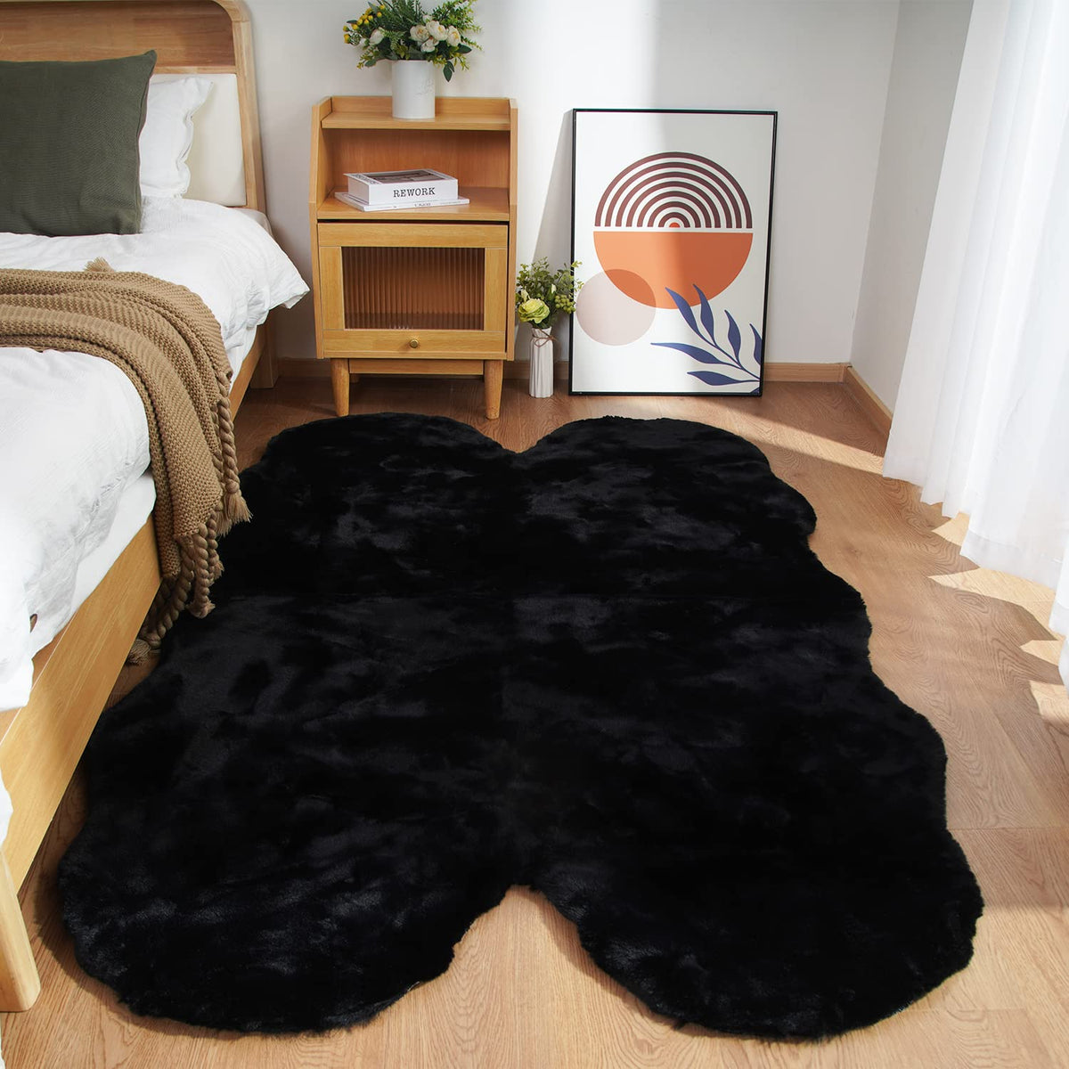 Ghouse Soft Faux Sheepskin Fur Rug 2x4 Black Fluffy Bedside Rugs Plush Rug Shag Nursery Carpet Area Rugs for Living Room Bedroom Playing Room Decor