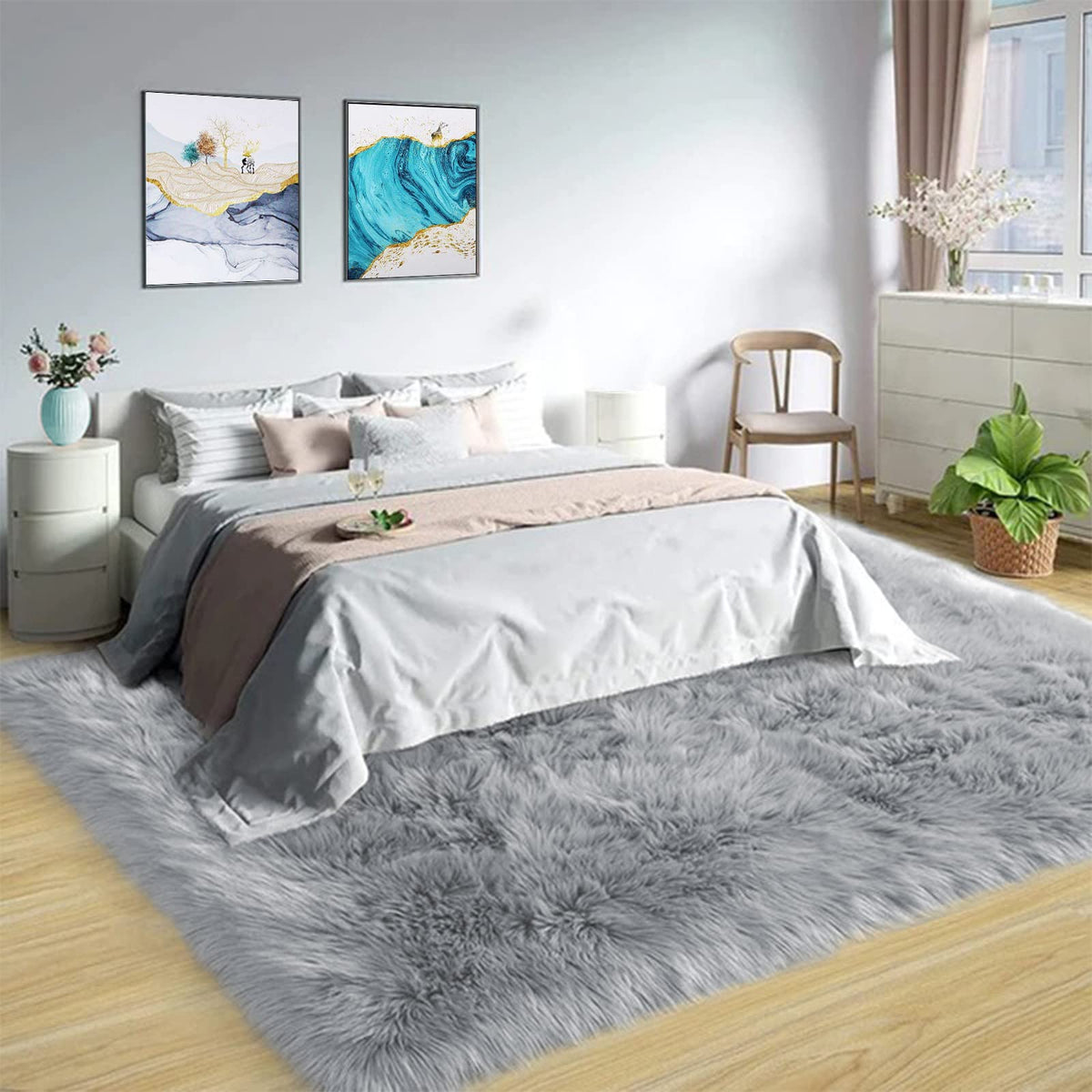 Latepis White Sheepskin Rug 2x3 Faux Fur Sheepskin Rug for Living Room Fluffy Washable Rugs for Bedroom Luxury Room Decor Furry Rugs Rectangle