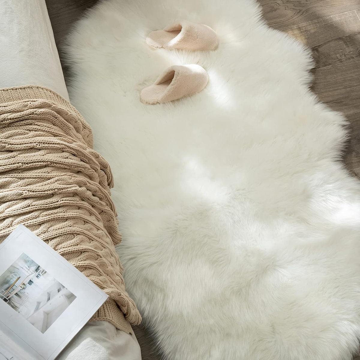 MIULEE Fluffy Area Rug 3x5 ft Faux Fur Sheepskin Rug for Bedroom White