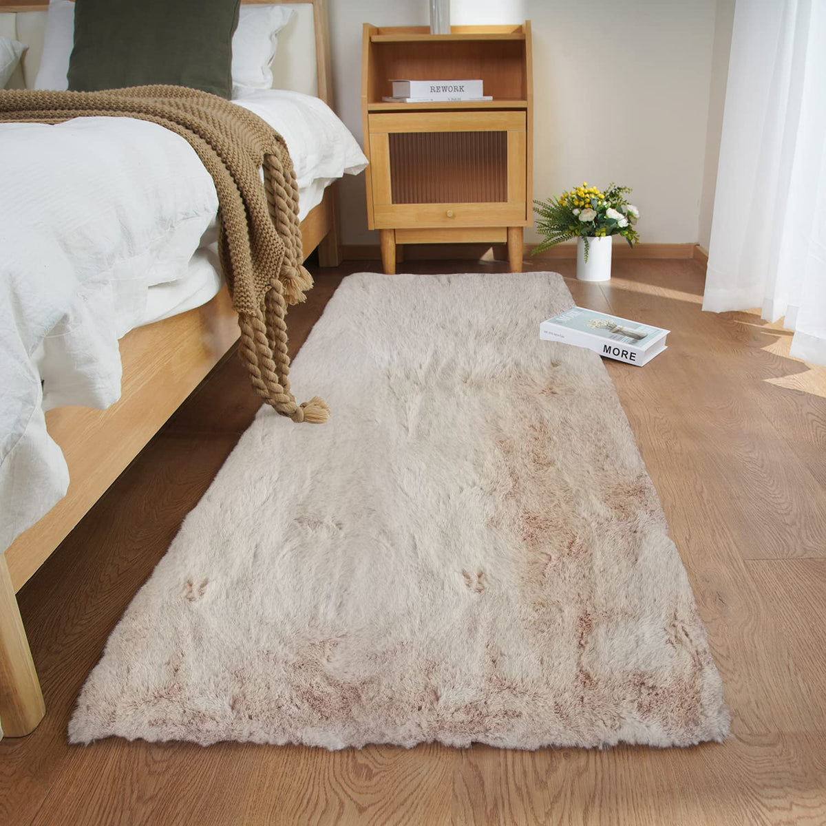 Ghouse Soft Faux Sheepskin Fur Rug 2x4 Black Fluffy Bedside Rugs Plush Rug Shag Nursery Carpet Area Rugs for Living Room Bedroom Playing Room Decor
