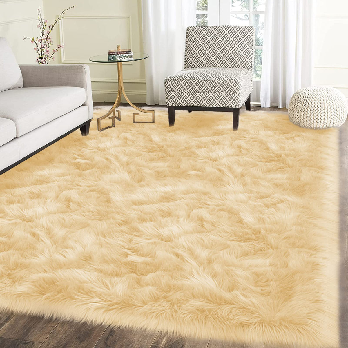 Latepis White Sheepskin Rug 2x3 Faux Fur Sheepskin Rug for Living Room Fluffy Washable Rugs for Bedroom Luxury Room Decor Furry Rugs Rectangle