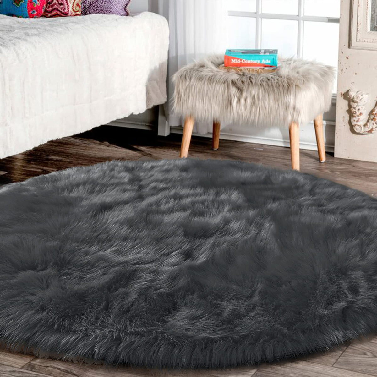 Latepis White Sheepskin Rug 2x3 Faux Fur Sheepskin Rug for Living Room Fluffy Washable Rugs for Bedroom Luxury Room Decor Furry Rugs Rectangle
