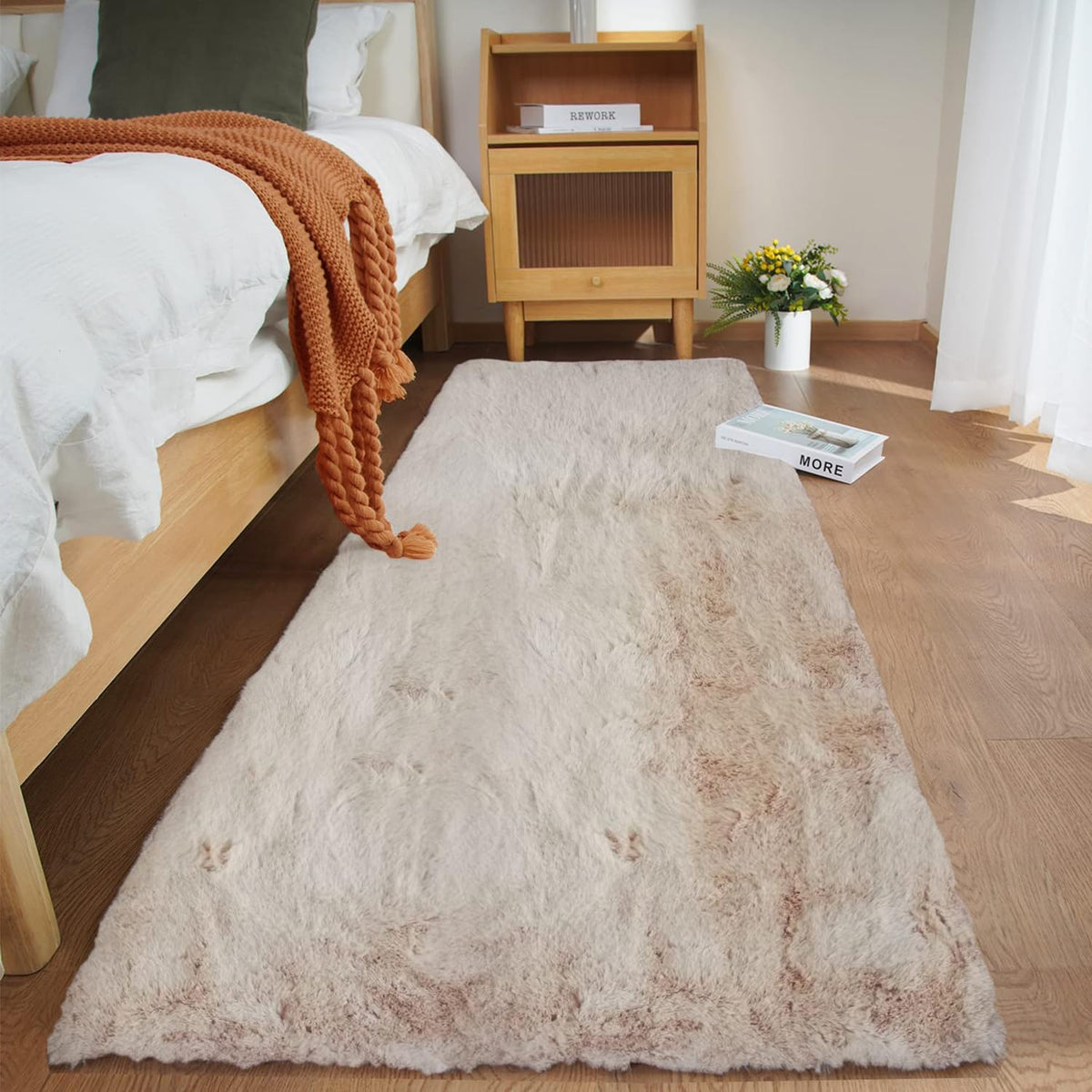 Ghouse Soft Faux Sheepskin Fur Rug 2x4 Black Fluffy Bedside Rugs Plush Rug Shag Nursery Carpet Area Rugs for Living Room Bedroom Playing Room Decor