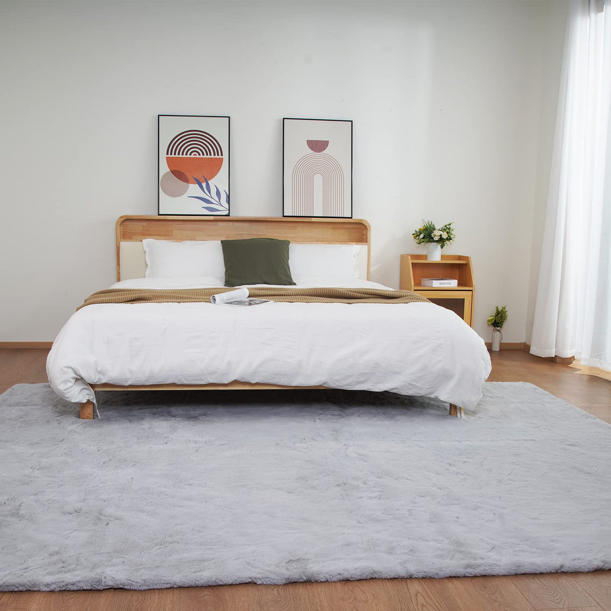 Ghouse Soft Faux Sheepskin Fur Rug 2x4 Black Fluffy Bedside Rugs Plush Rug Shag Nursery Carpet Area Rugs for Living Room Bedroom Playing Room Decor
