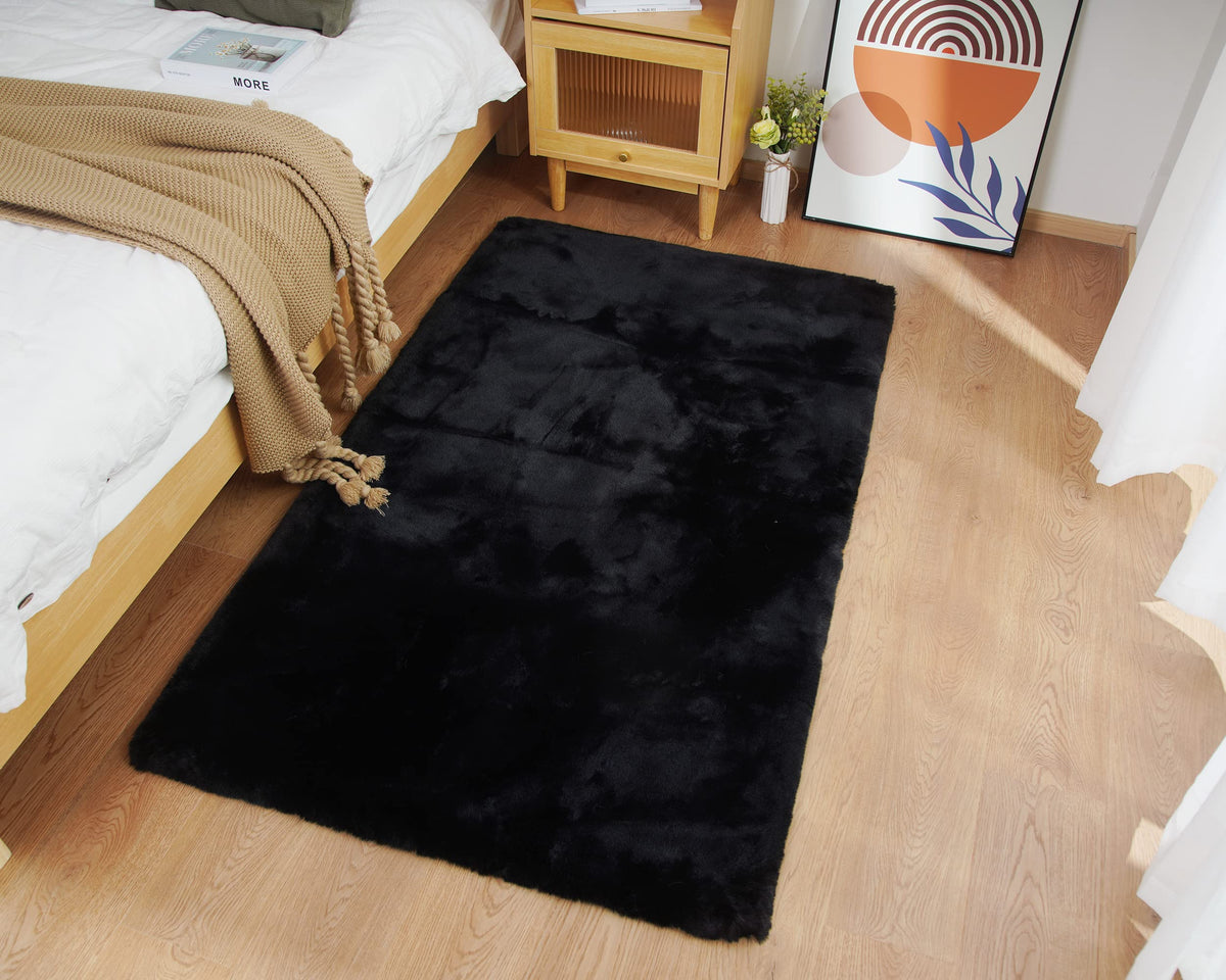 Ghouse Soft Faux Sheepskin Fur Rug 2x4 Black Fluffy Bedside Rugs Plush Rug Shag Nursery Carpet Area Rugs for Living Room Bedroom Playing Room Decor
