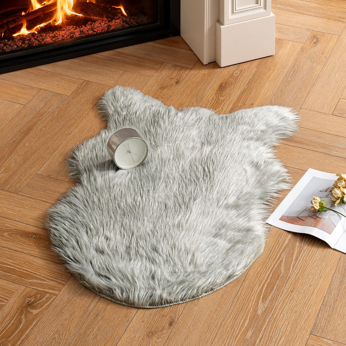 MIULEE Fluffy Area Rug 3x5 ft Faux Fur Sheepskin Rug for Bedroom White