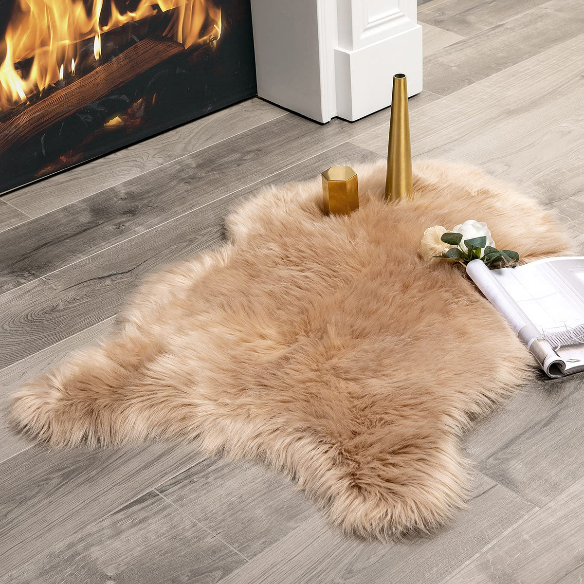 MIULEE Fluffy Area Rug 3x5 ft Faux Fur Sheepskin Rug for Bedroom White