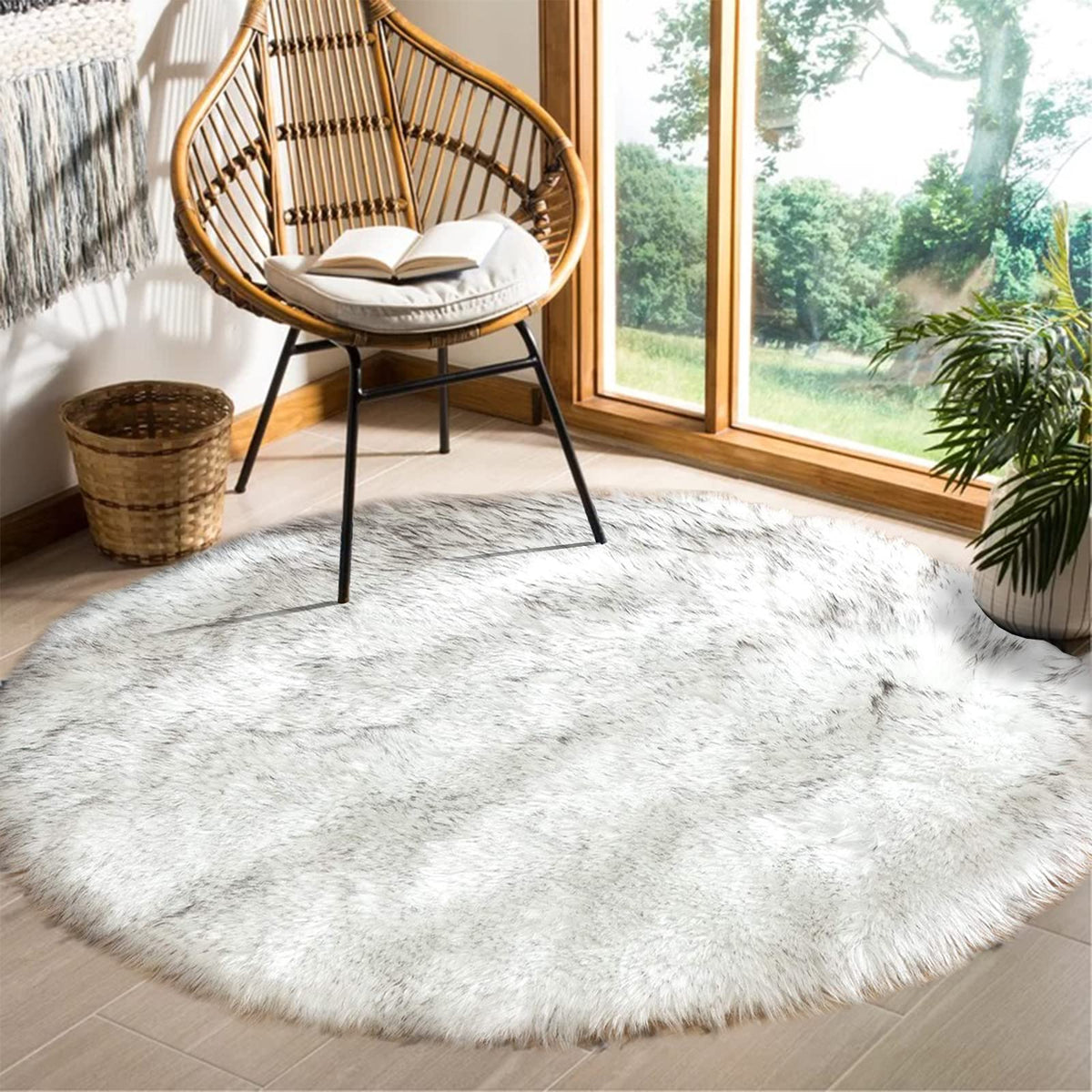Goolela White Fluffy Faux Fur Rug for Bedroom Faux Sheepskin Rug 2x3 White Fuzzy Furry Bedside Carpet Dining Room Playroom Dorm Small Washable Rectangle