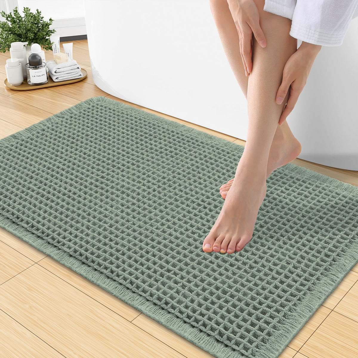Smiry Waffle Bath Mat 30X20, Extra Soft Absorbent Bathroom Rugs, Brown