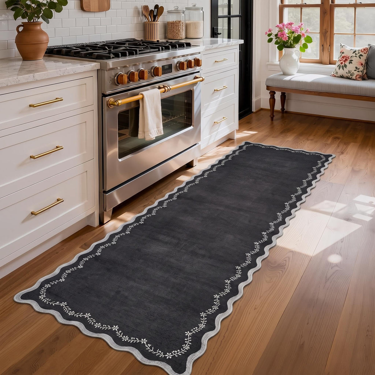 GarveeHome 3x5 Scalloped Washable Area Rug Non Slip Bedroom Entryway Rug