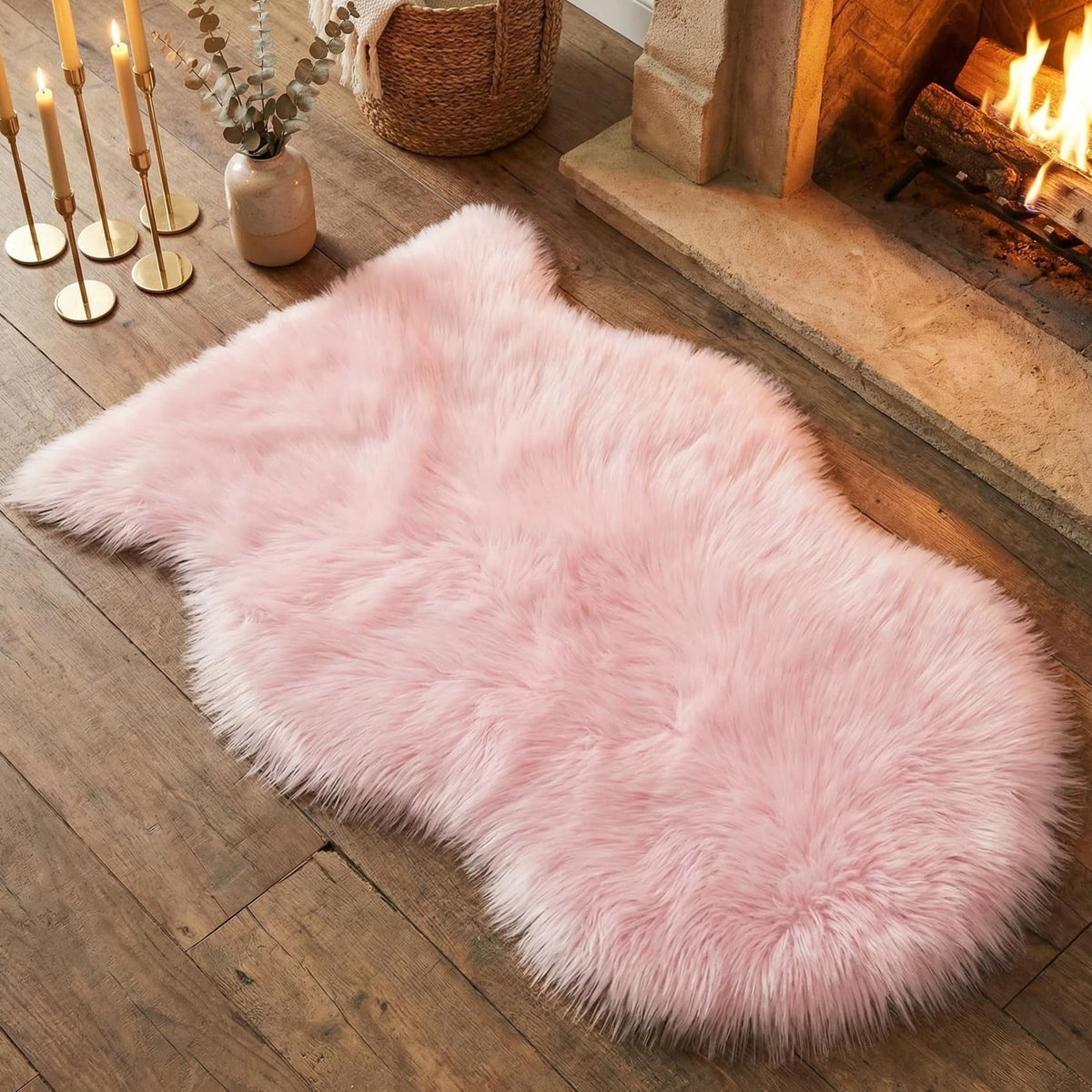 duduta White Faux Fur Throw Rug 2x3 ft, Small Bedside Rug Dorm Chair Cover