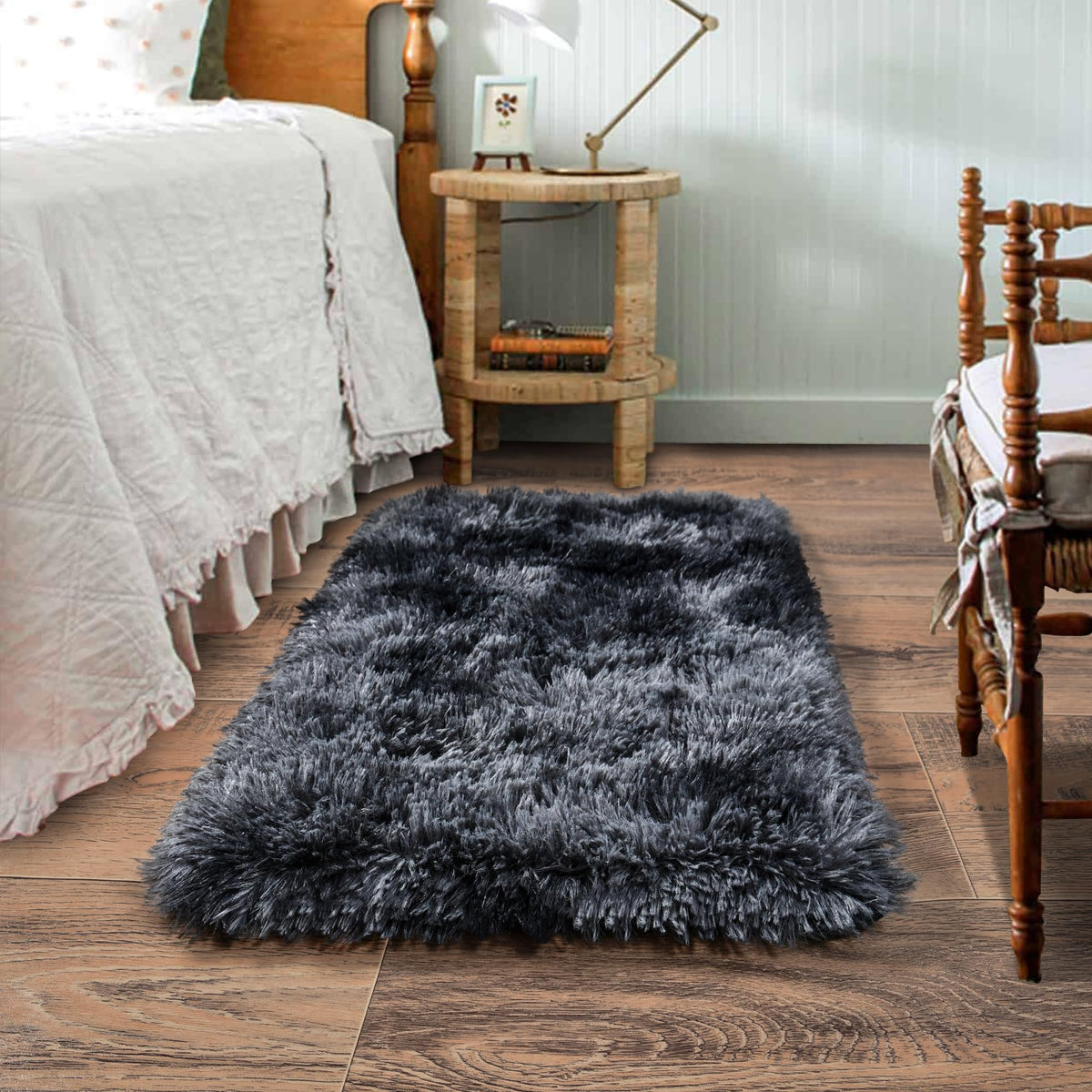 Small Black Area Rug, 2x3 Rug for Bedroom Shaggy Throw Rugs for Dorm Rug, Soft Shag Carpet for Kids Room, Plush Comfy Fluffy Bedside Rug for Home Decor Aesthetic