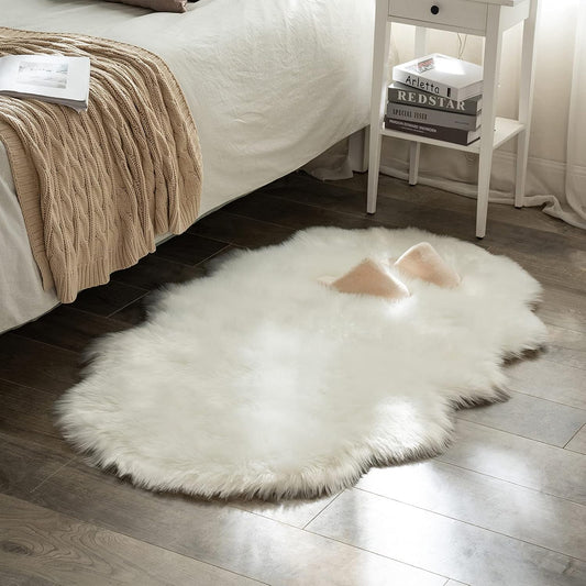 MIULEE Fluffy Area Rug 3x5 ft Faux Fur Sheepskin Rug for Bedroom White