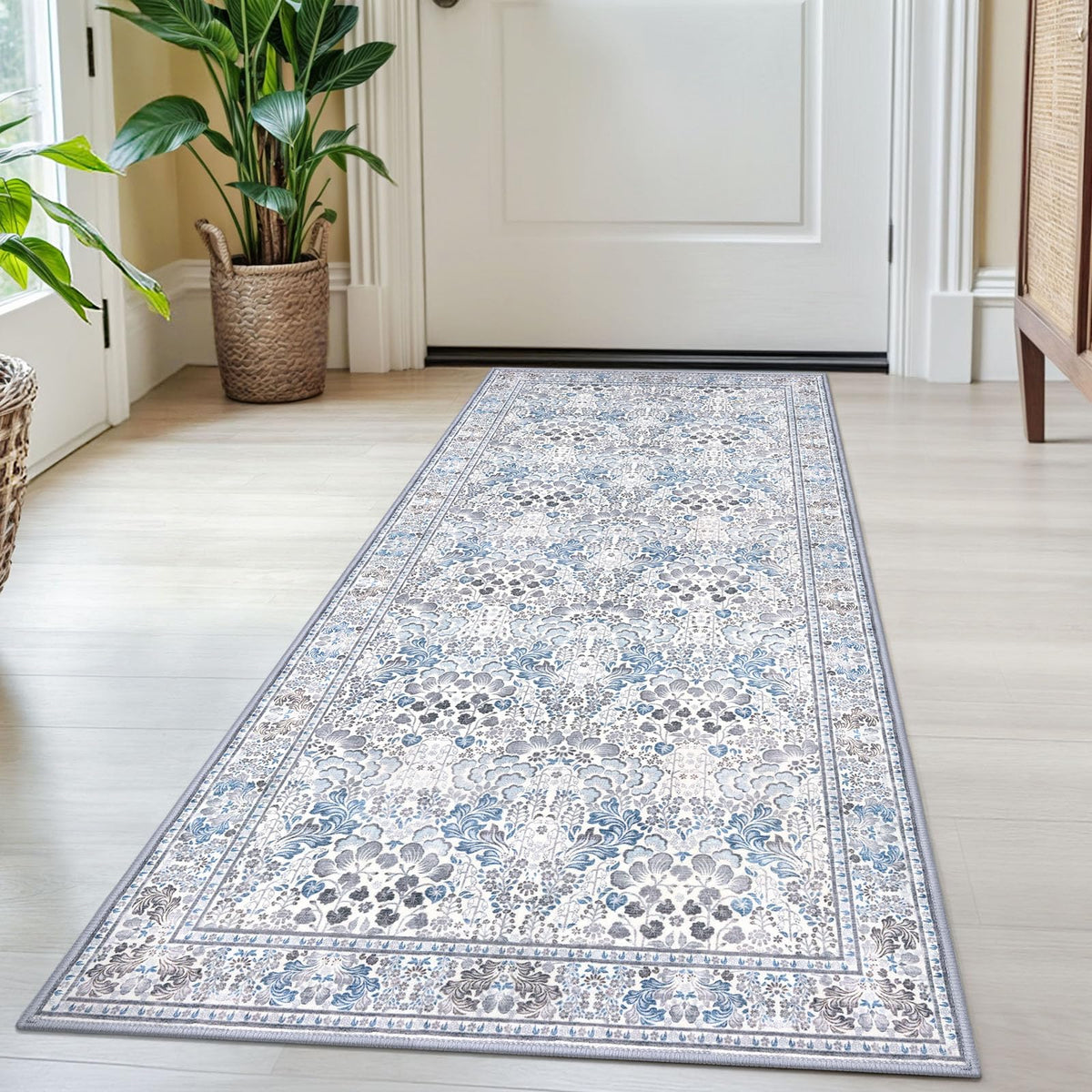 SIILOOM 2x3 Small Washable Area Rug Entryway Door Mat Indoor Kitchen Runner