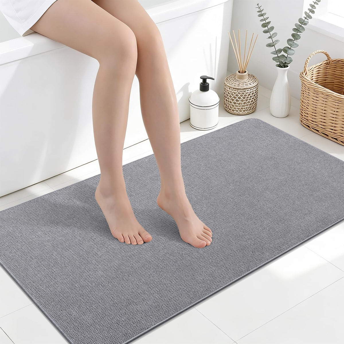Smiry Ultra Thin Bath Mat 30X20, Non Slip Rubber Washable Bathroom Rugs