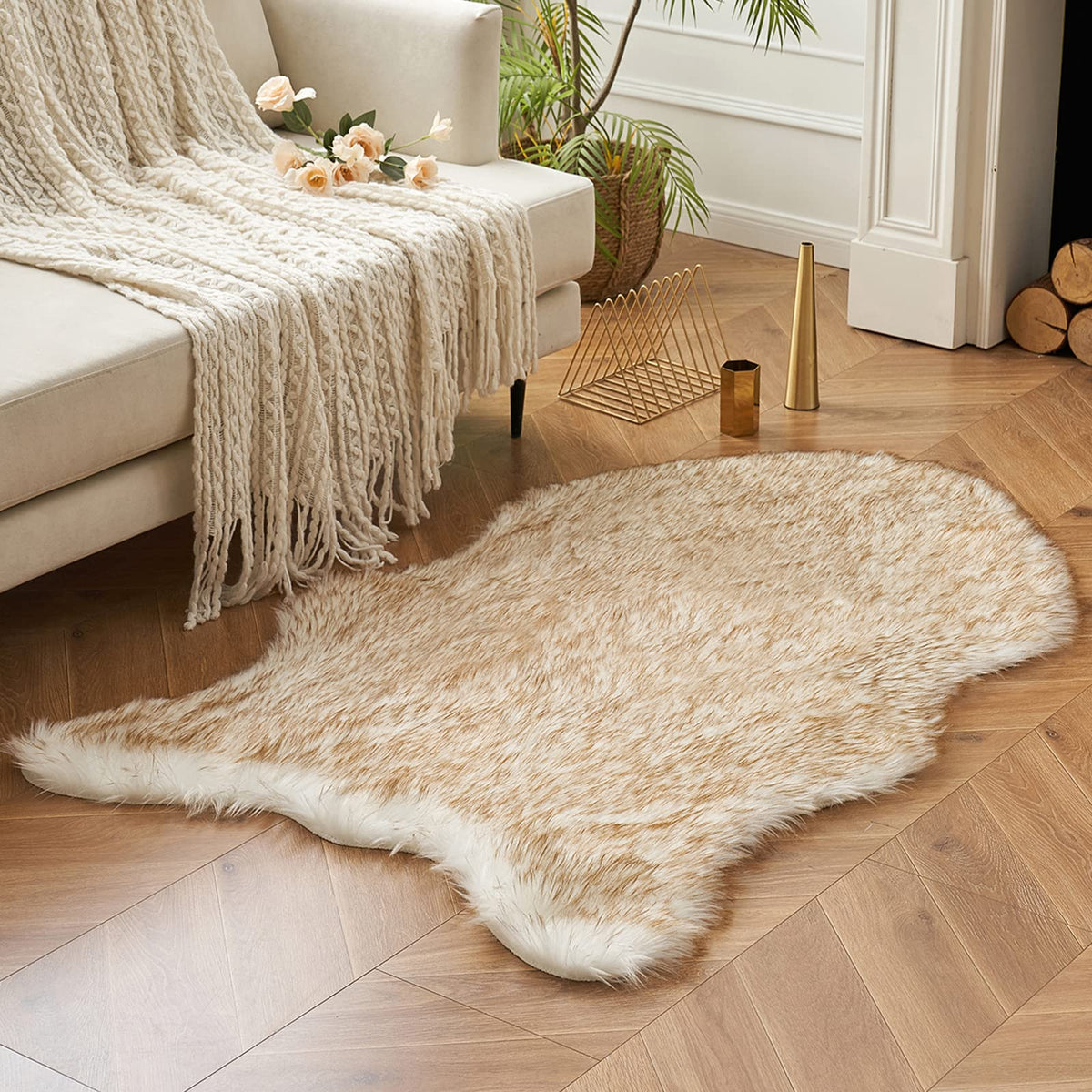 MIULEE Fluffy Area Rug 3x5 ft Faux Fur Sheepskin Rug for Bedroom White