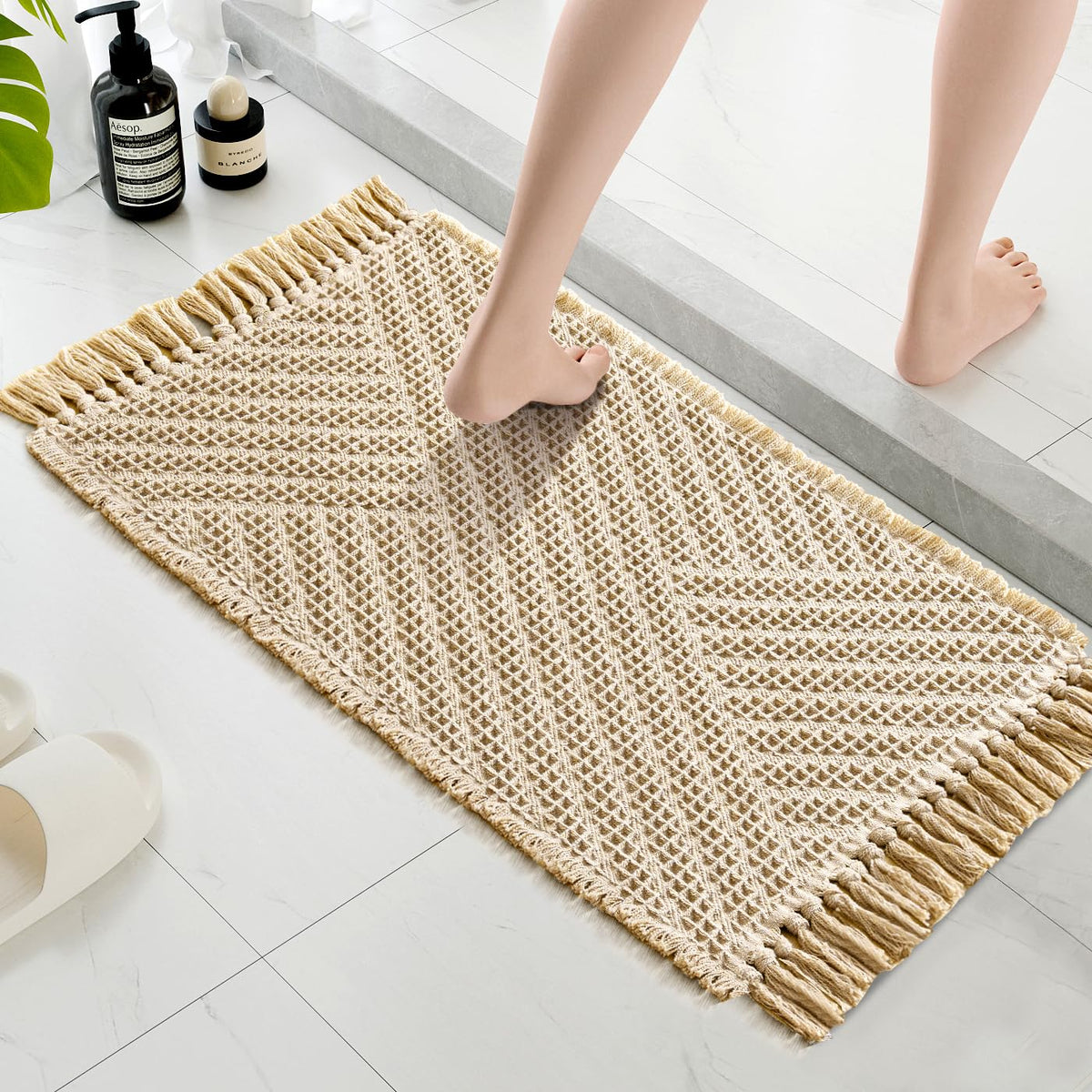 H.VERSAILTEX Waffle Bath Mat Super Absorbent Boho Bath Mat Non Slip Bath Rugs for Bathroom Floor Machine Washable Dry Fast Bathroom Rugs with Tassels, 24" x 36", Ivory White