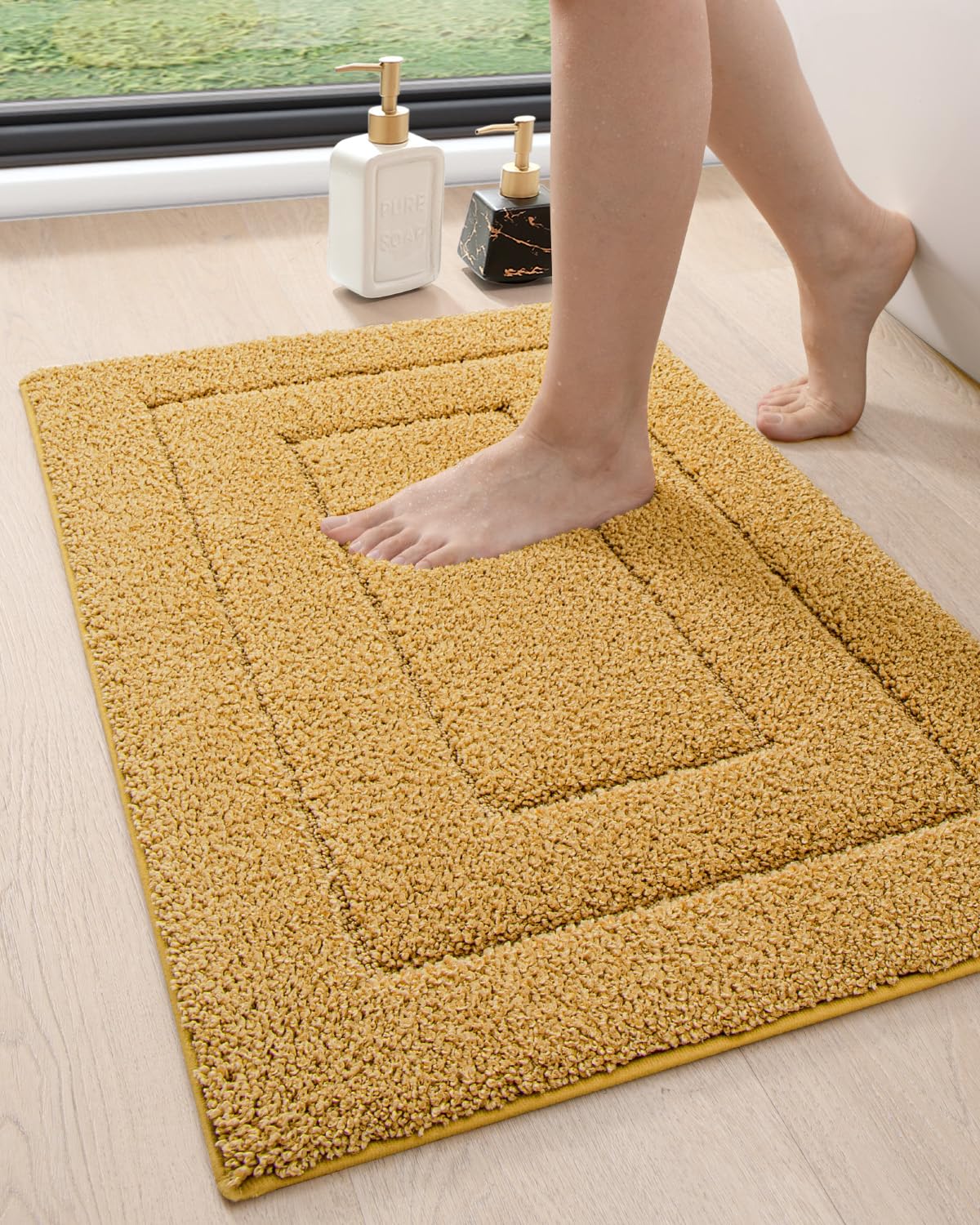 DEXI Bathroom Rugs 36x24, Non-Slip Bath Mat Soft Absorbent, Beige