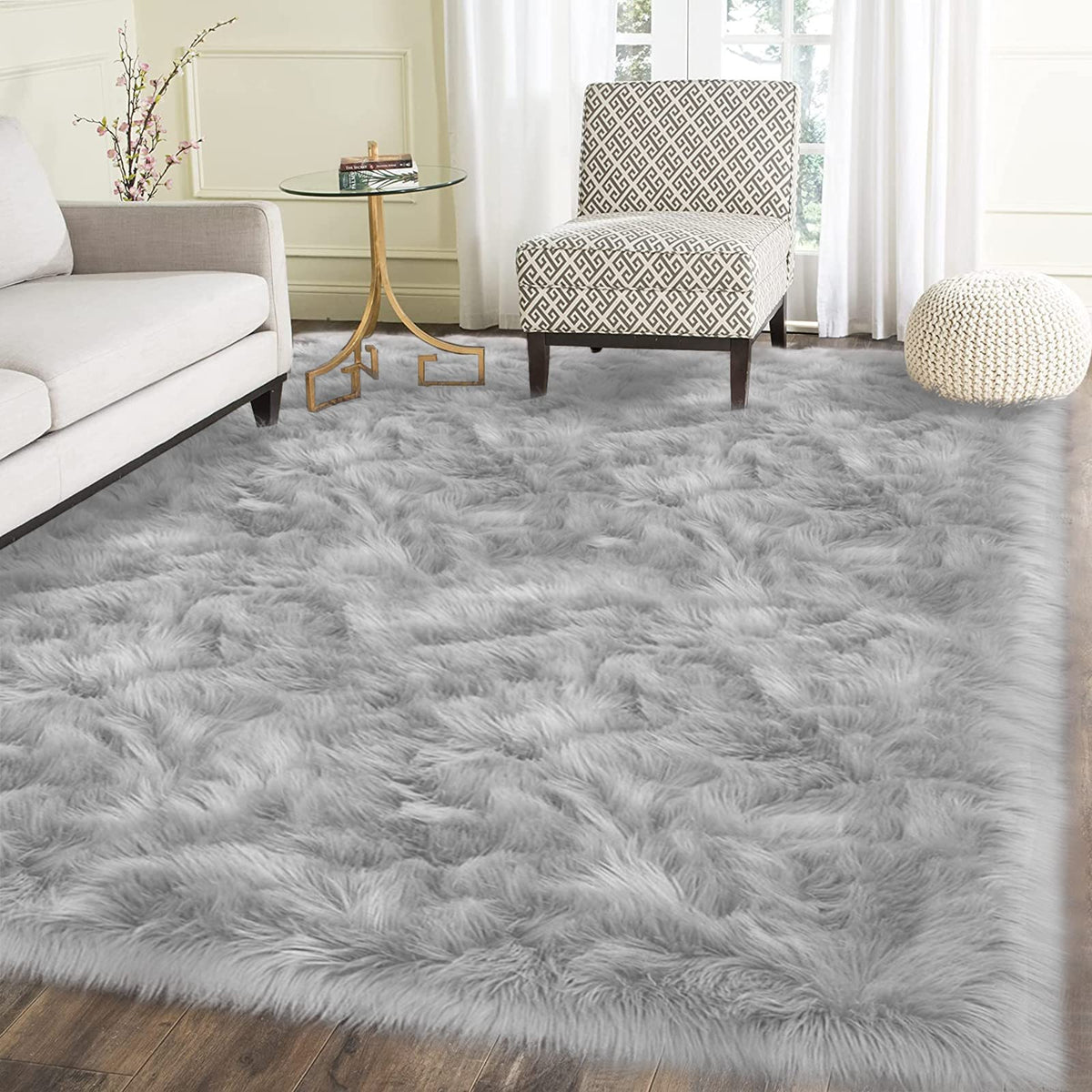 Latepis White Sheepskin Rug 2x3 Faux Fur Sheepskin Rug for Living Room Fluffy Washable Rugs for Bedroom Luxury Room Decor Furry Rugs Rectangle