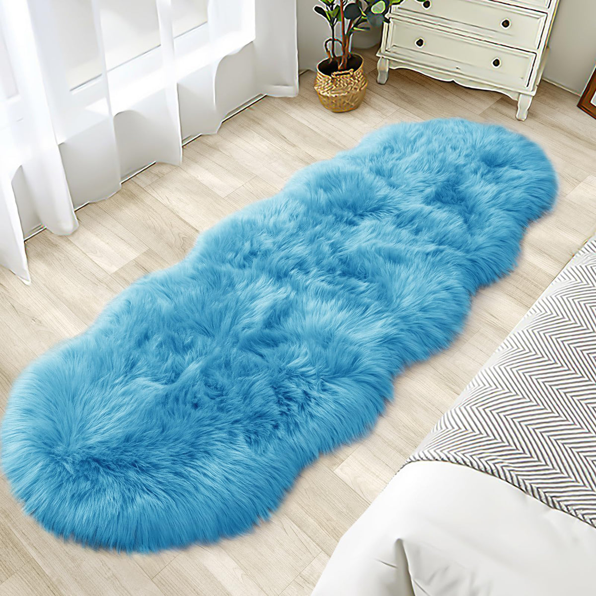Tangsoo 2x6 Beige Faux Fur Rug,Soft Sheepskin Fluffy Runner Rug for Bedroom