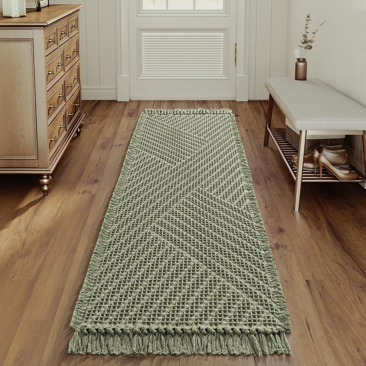H.VERSAILTEX Waffle Bath Mat Super Absorbent Boho Bath Mat Non Slip Bath Rugs for Bathroom Floor Machine Washable Dry Fast Bathroom Rugs with Tassels, 24" x 36", Ivory White