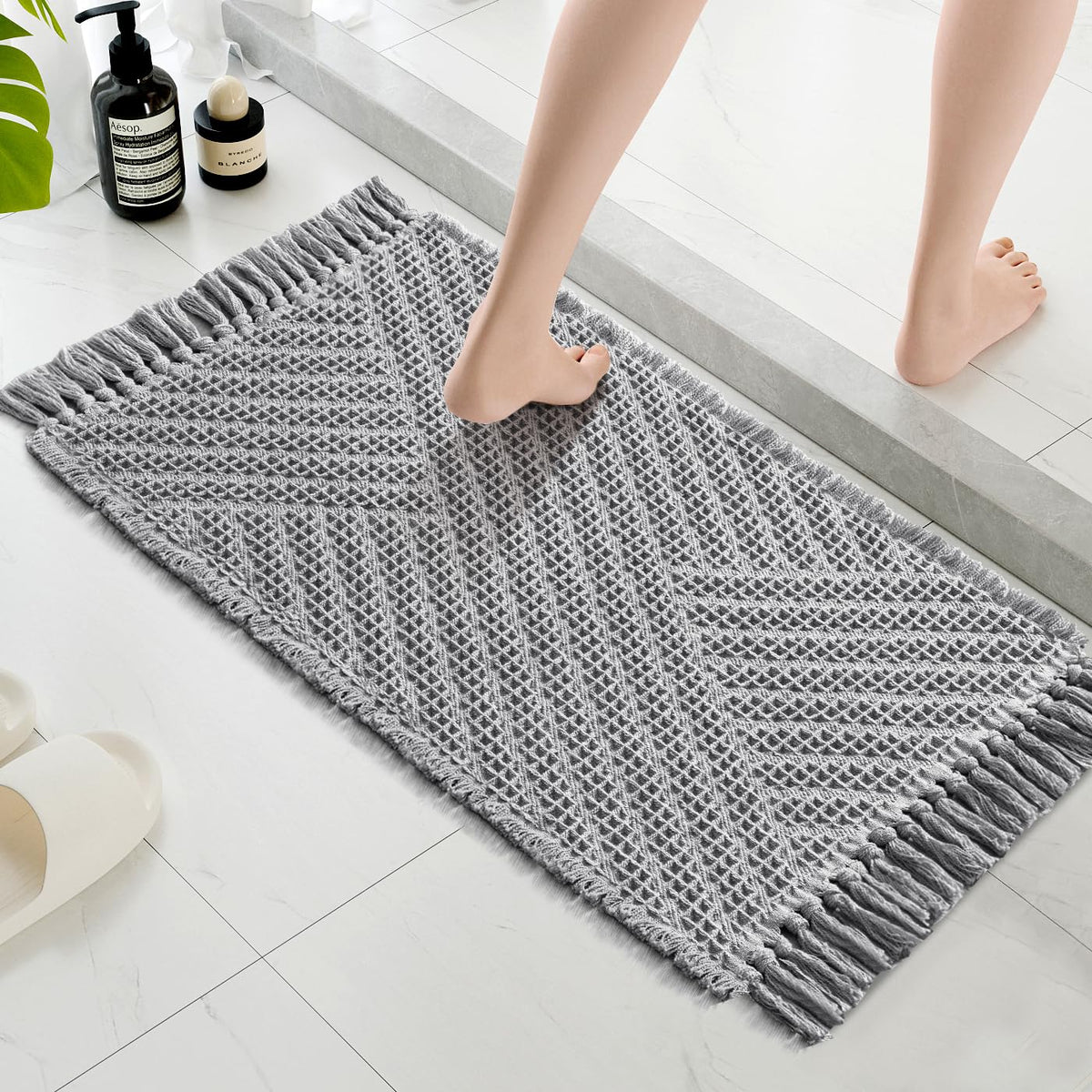 H.VERSAILTEX Waffle Bath Mat Super Absorbent Boho Bath Mat Non Slip Bath Rugs for Bathroom Floor Machine Washable Dry Fast Bathroom Rugs with Tassels, 24" x 36", Ivory White