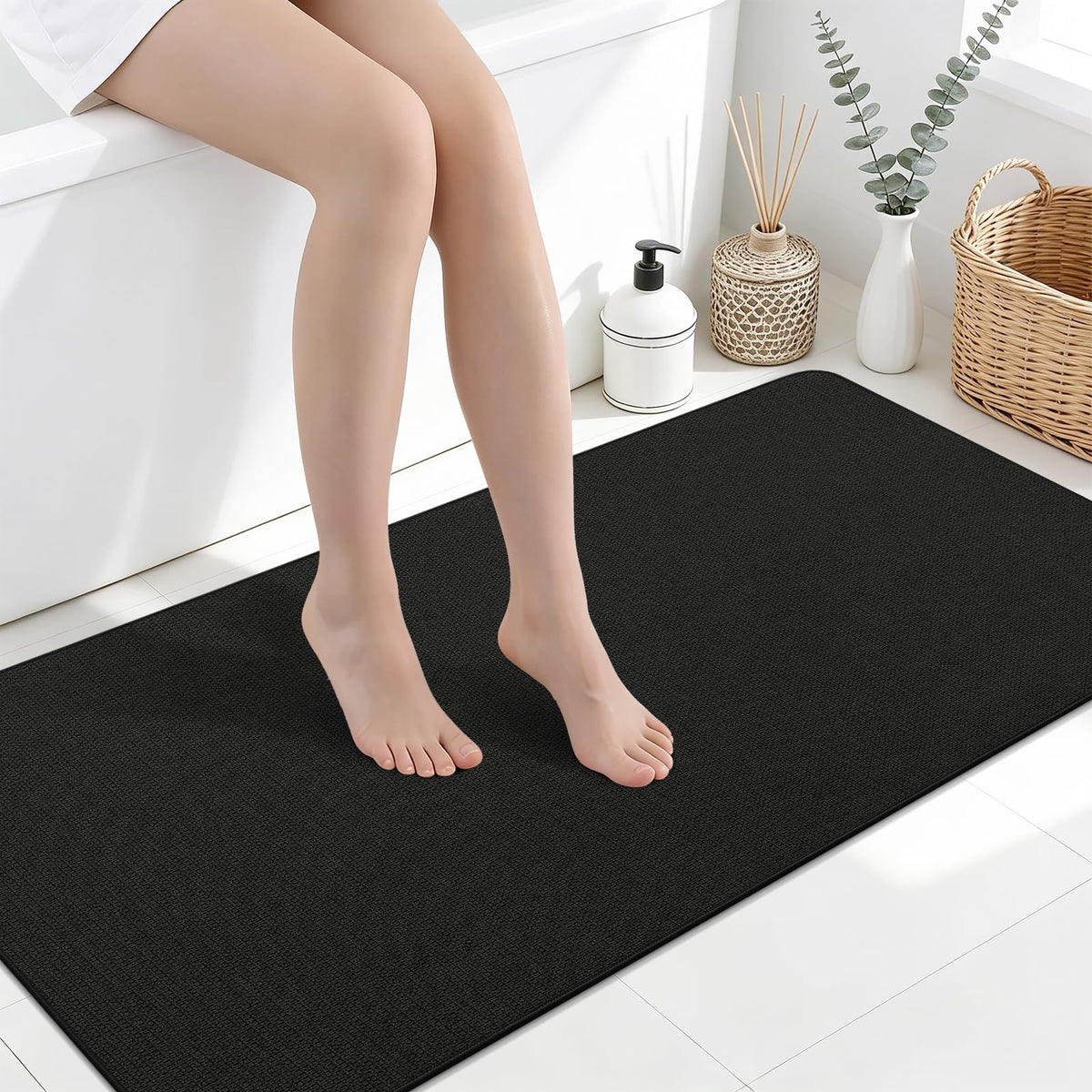 Smiry Ultra Thin Bath Mat 30X20, Non Slip Rubber Washable Bathroom Rugs