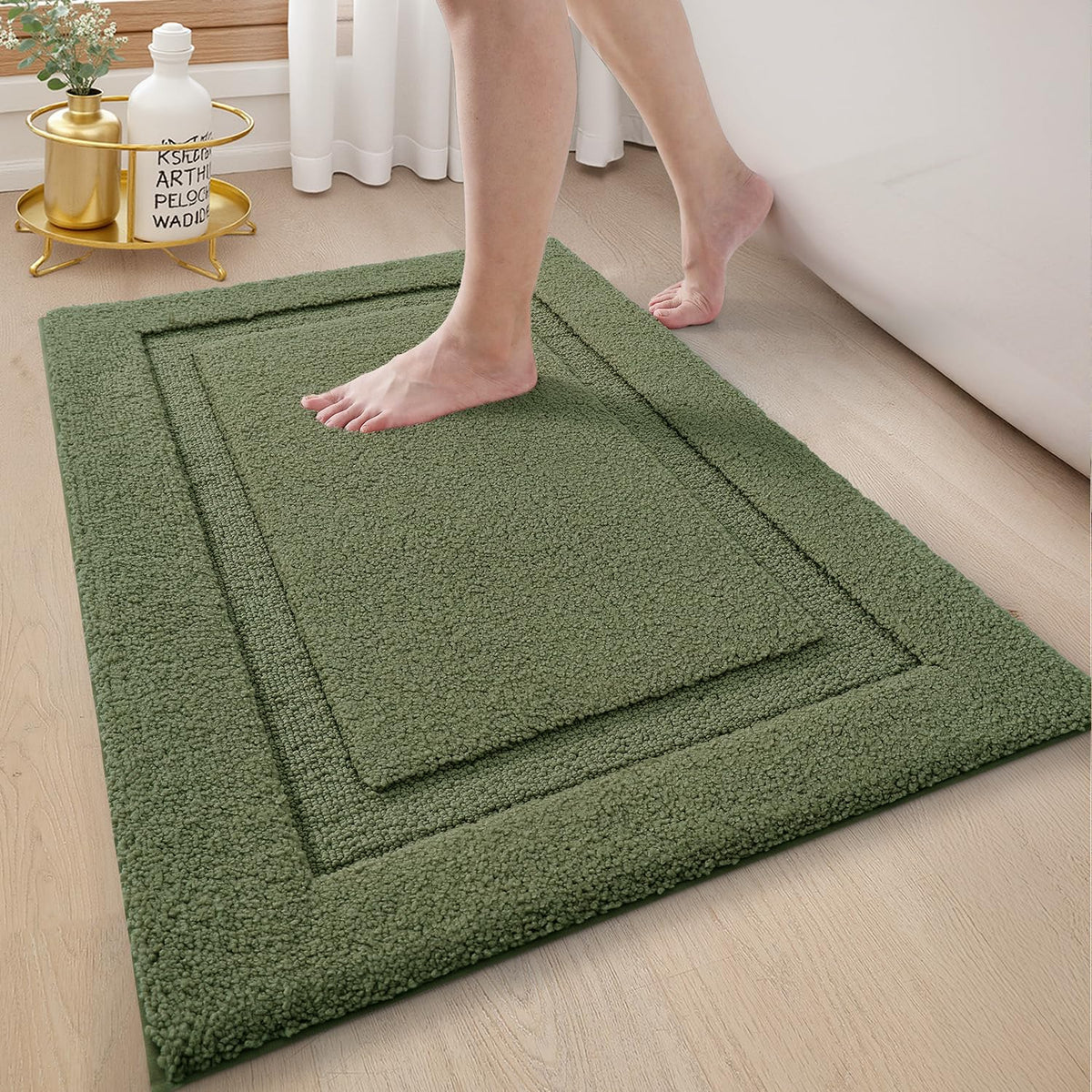LUMI Ultra Soft Bathroom Rugs Absorbent, Non Slip Bath Mat 24x36, White