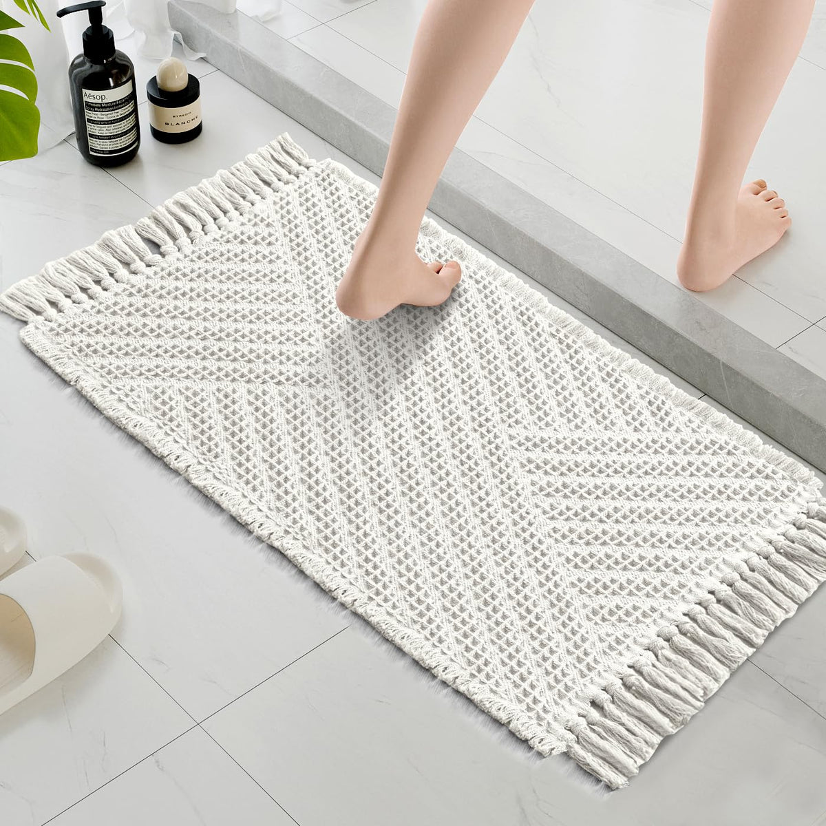 H.VERSAILTEX Waffle Bath Mat Super Absorbent Boho Bath Mat Non Slip Bath Rugs for Bathroom Floor Machine Washable Dry Fast Bathroom Rugs with Tassels, 24" x 36", Ivory White