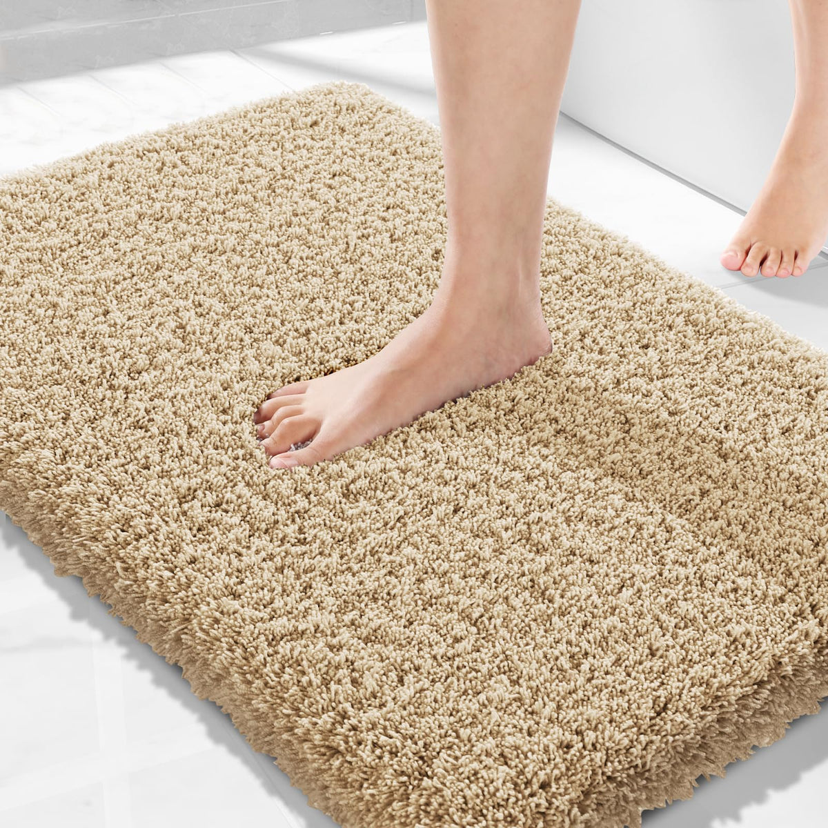 Yimobra Bathroom Rugs Non Slip Washable 32X20, Ultra Soft and Water Absorbent Bath Mats, Plush Fluffy Shower Mat Outside, Microfiber Thick Matts for Bathroom Floor/Tub, Light Gray and White