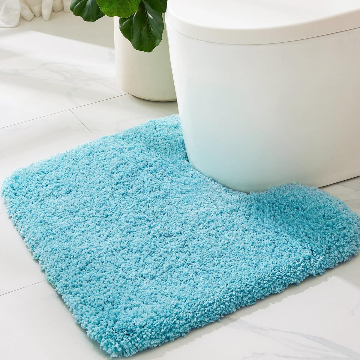 ILANGO Bathroom Rugs 24" × 17", Extra Soft Absorbent Microfiber Bath Rugs