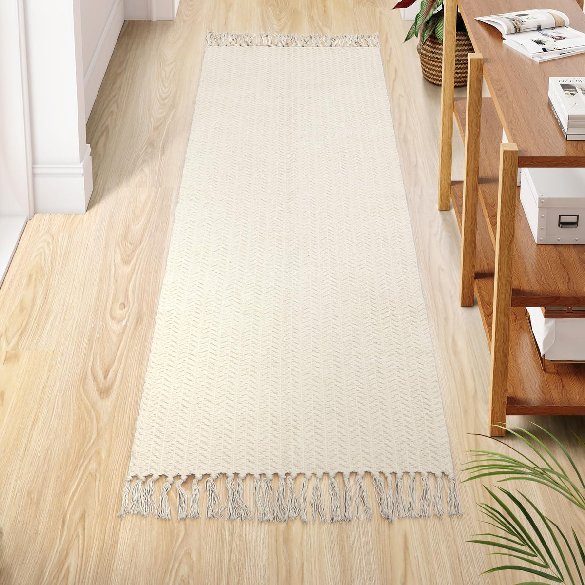 Lahome Belle Boho Bathroom Rugs, Small 2x3 Front Door Mat Lightweight Kitchen Rug Woven Cotton Area Rug with Tassels, Farmhouse Washable Black and White Throw Rug Low Pile Carpet for Entry Laundry