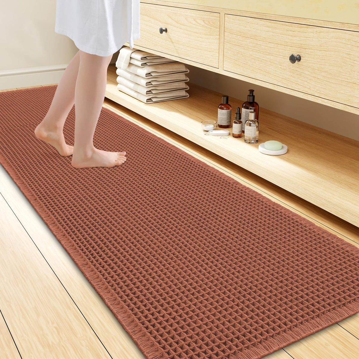 Smiry Waffle Bath Mat 30X20, Extra Soft Absorbent Bathroom Rugs, Brown