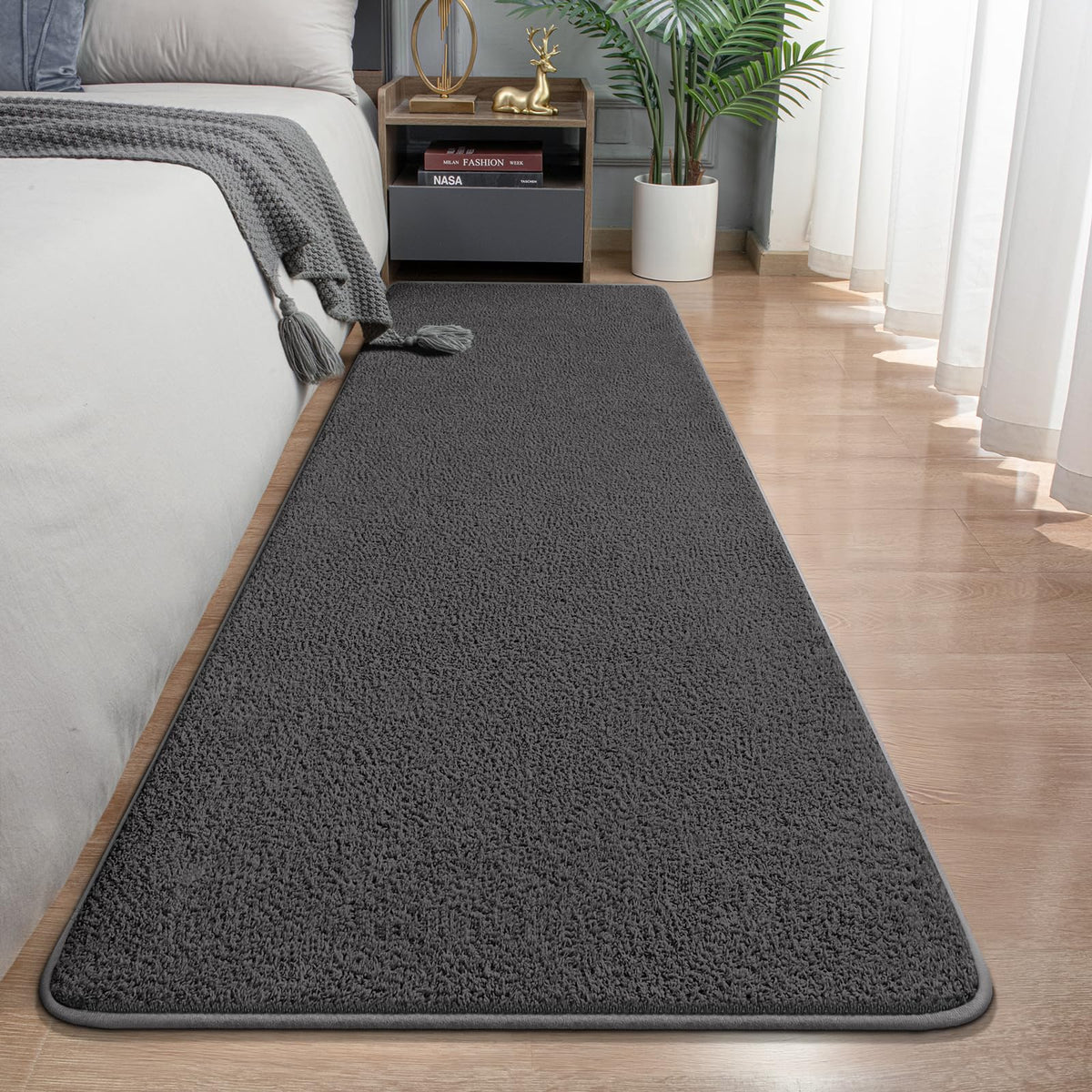 Modern Hallway Runner Rug, 2x6 Black Washable Non Slip Runner Rug