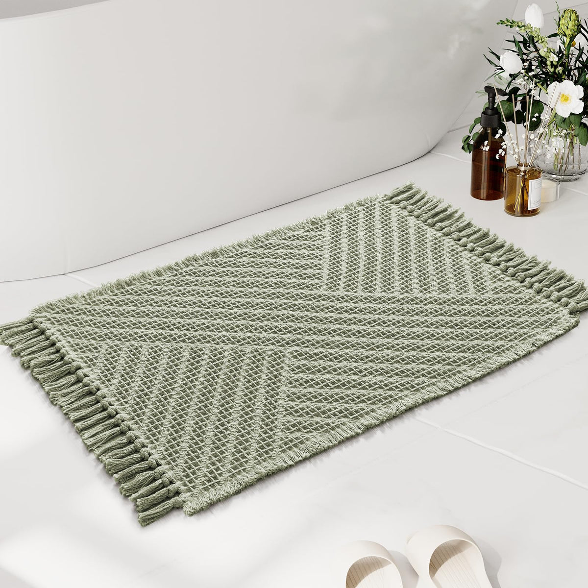 H.VERSAILTEX Waffle Bath Mat Super Absorbent Boho Bath Mat Non Slip Bath Rugs for Bathroom Floor Machine Washable Dry Fast Bathroom Rugs with Tassels, 24" x 36", Ivory White