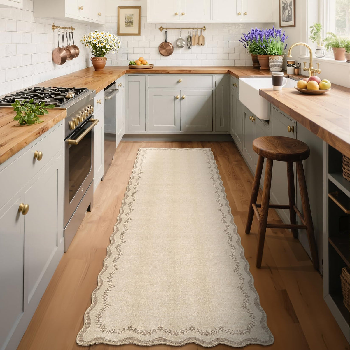 GarveeHome 3x5 Scalloped Washable Area Rug Non Slip Bedroom Entryway Rug