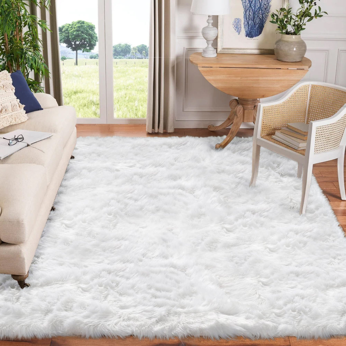 Goolela White Fluffy Faux Fur Rug for Bedroom Faux Sheepskin Rug 2x3 White Fuzzy Furry Bedside Carpet Dining Room Playroom Dorm Small Washable Rectangle