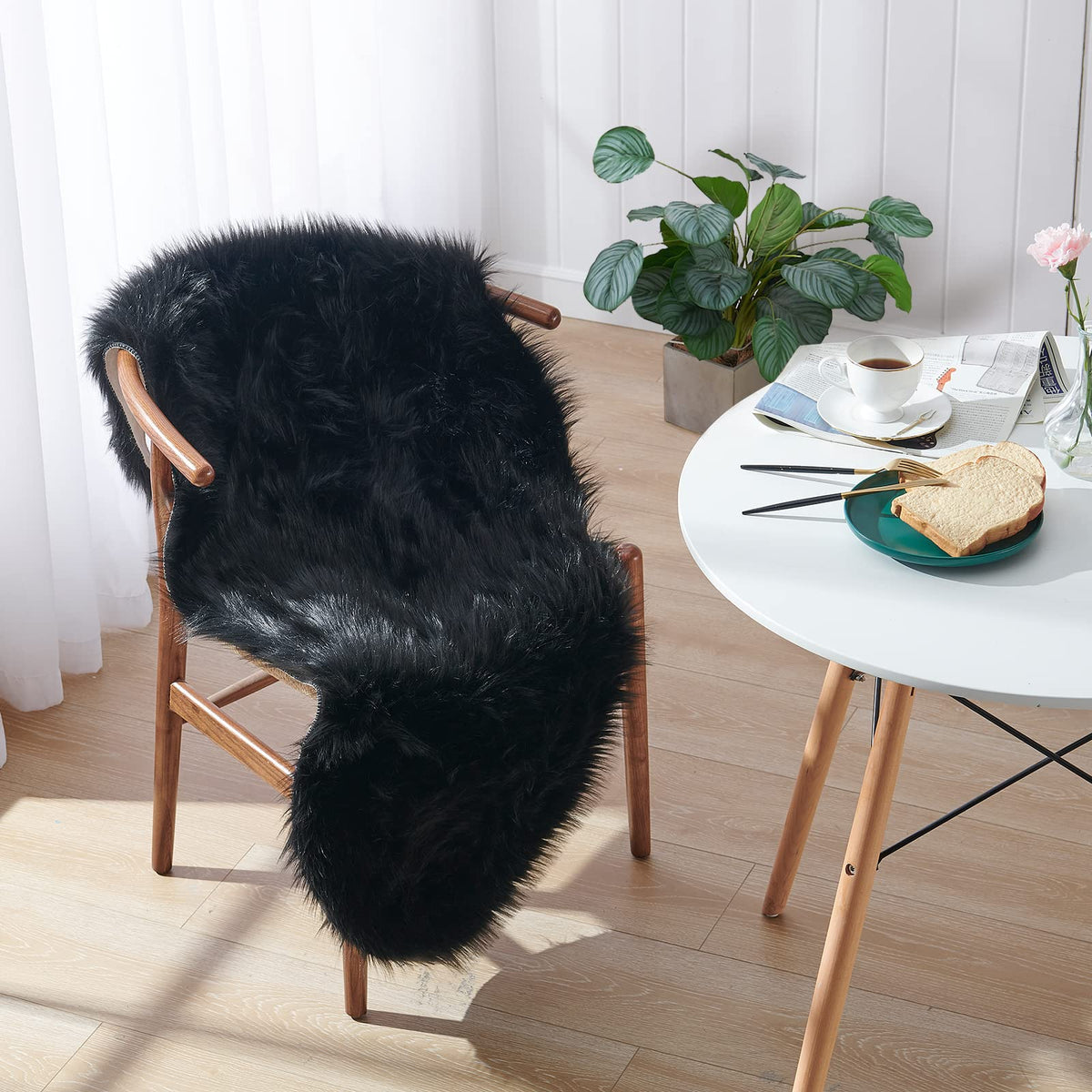 Tangsoo 2x6 Beige Faux Fur Rug,Soft Sheepskin Fluffy Runner Rug for Bedroom