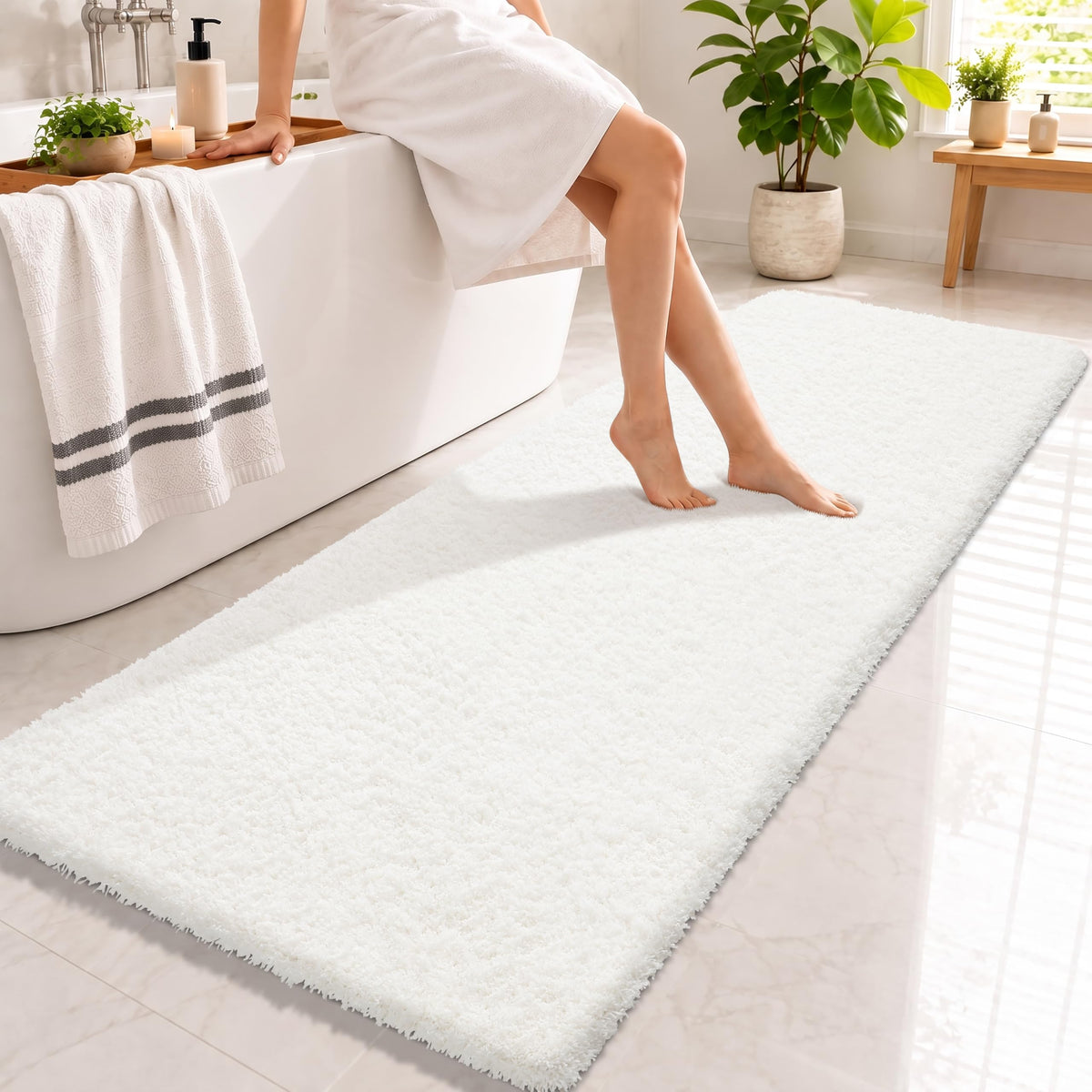 Yimobra Bathroom Rugs Non Slip Washable 32X20, Ultra Soft and Water Absorbent Bath Mats, Plush Fluffy Shower Mat Outside, Microfiber Thick Matts for Bathroom Floor/Tub, Light Gray and White