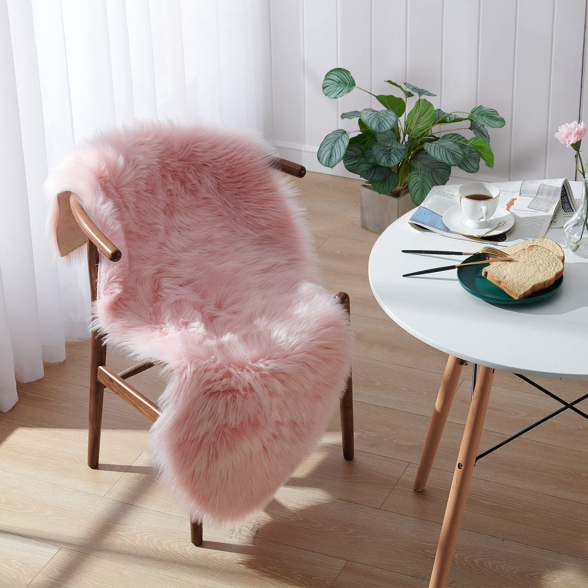 Tangsoo 2x6 Beige Faux Fur Rug,Soft Sheepskin Fluffy Runner Rug for Bedroom