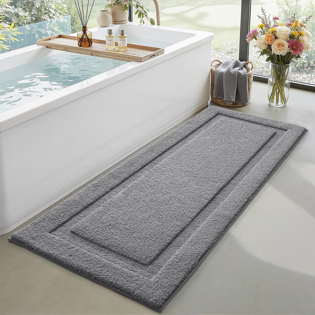 LUMI Ultra Soft Bathroom Rugs Absorbent, Non Slip Bath Mat 24x36, White