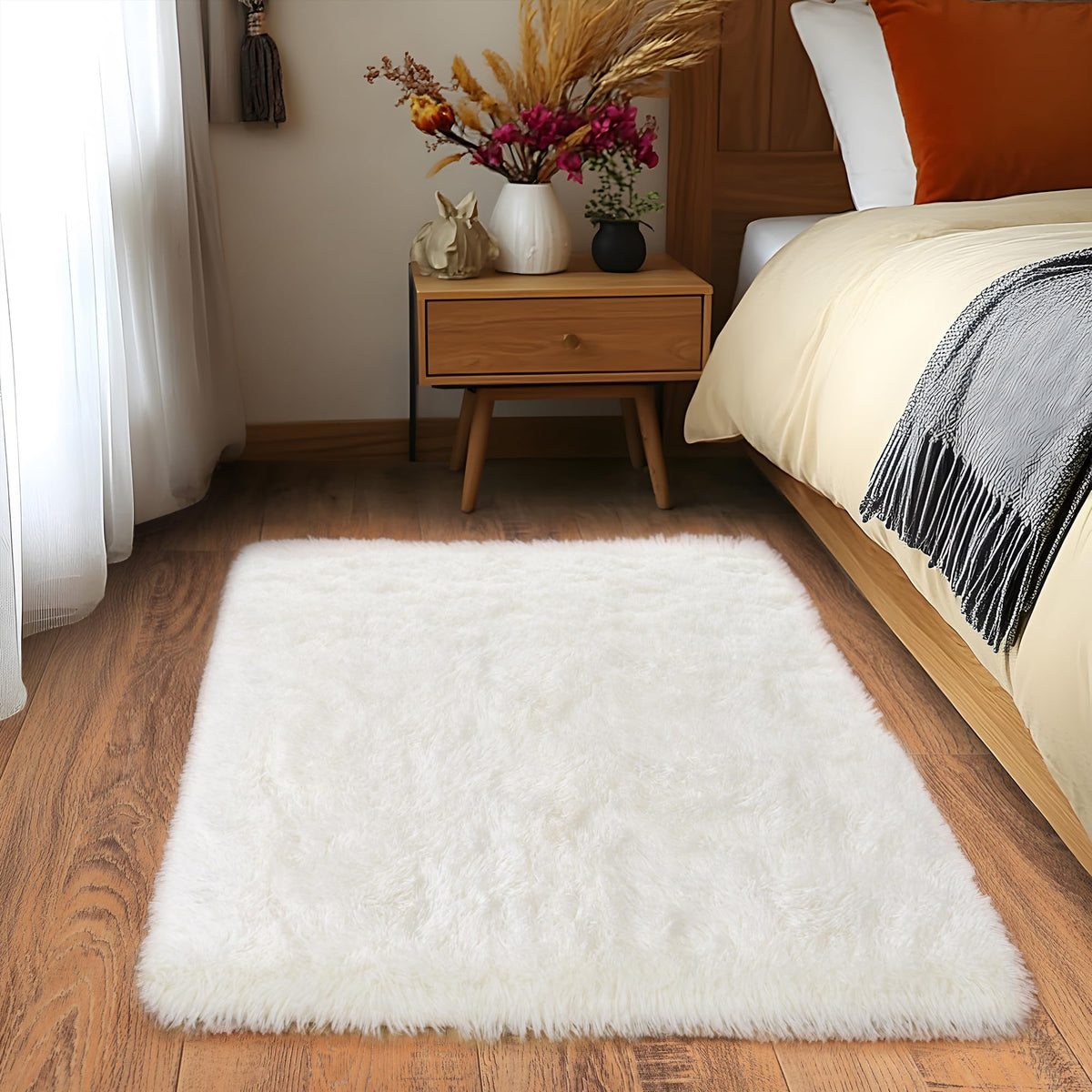 Small Black Area Rug, 2x3 Rug for Bedroom Shaggy Throw Rugs for Dorm Rug, Soft Shag Carpet for Kids Room, Plush Comfy Fluffy Bedside Rug for Home Decor Aesthetic