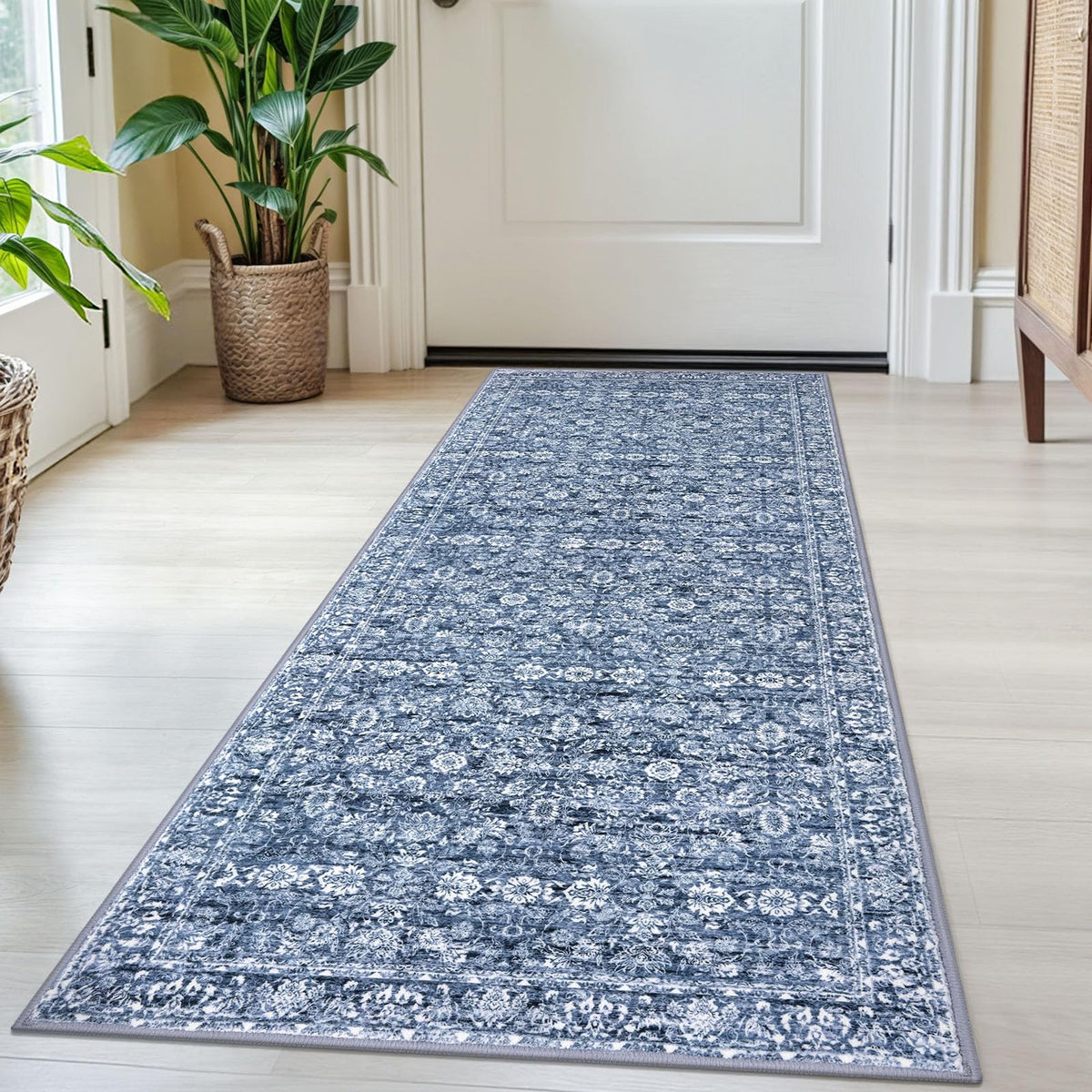 SIILOOM 2x3 Small Washable Area Rug Entryway Door Mat Indoor Kitchen Runner