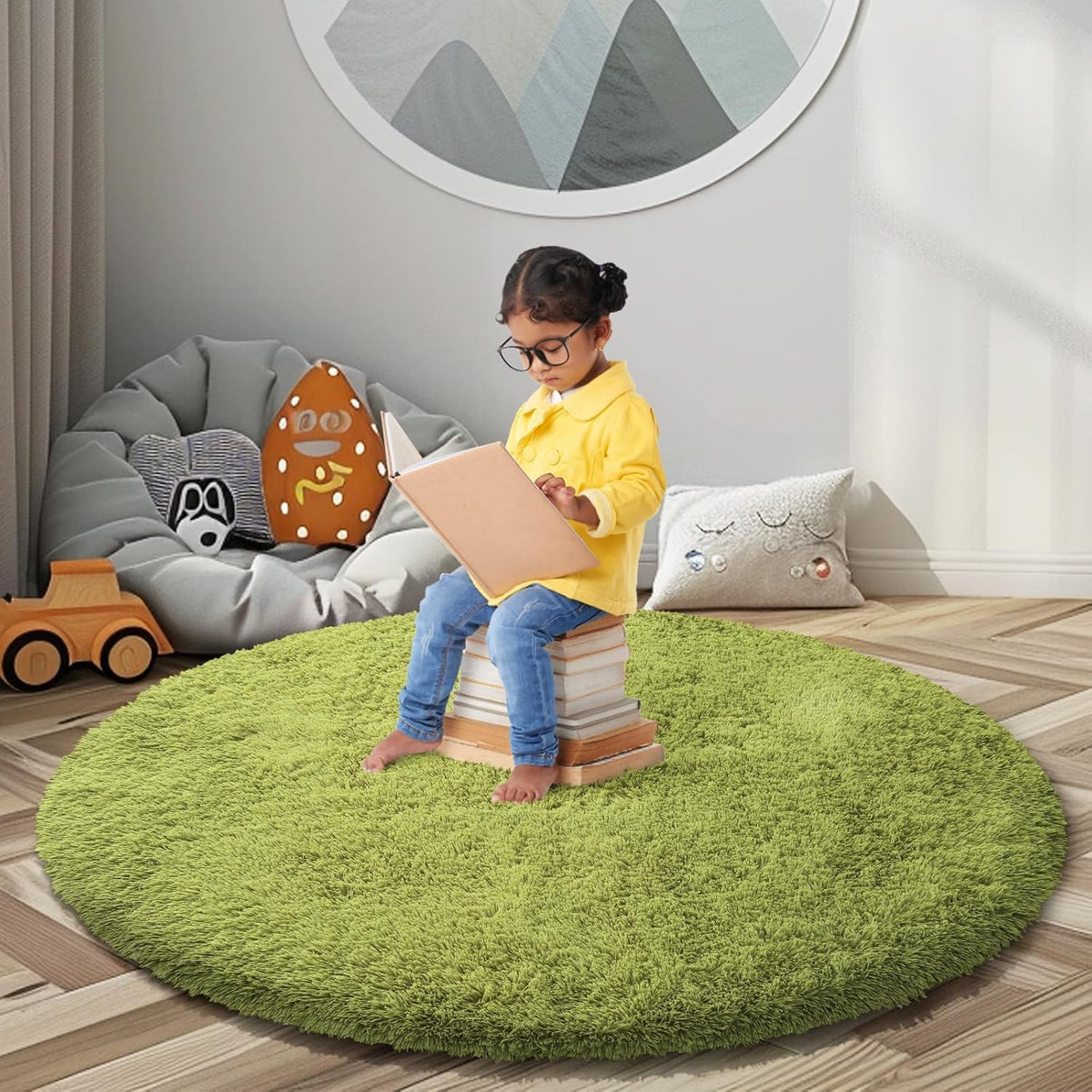 Small Shag Area Rug for Bedroom, 2x3 Cream Soft Plush Carpet