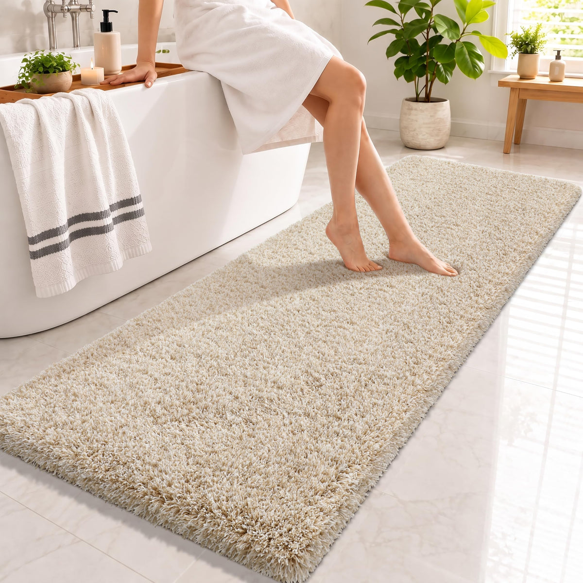Yimobra Bathroom Rugs Non Slip Washable 32X20, Ultra Soft and Water Absorbent Bath Mats, Plush Fluffy Shower Mat Outside, Microfiber Thick Matts for Bathroom Floor/Tub, Light Gray and White