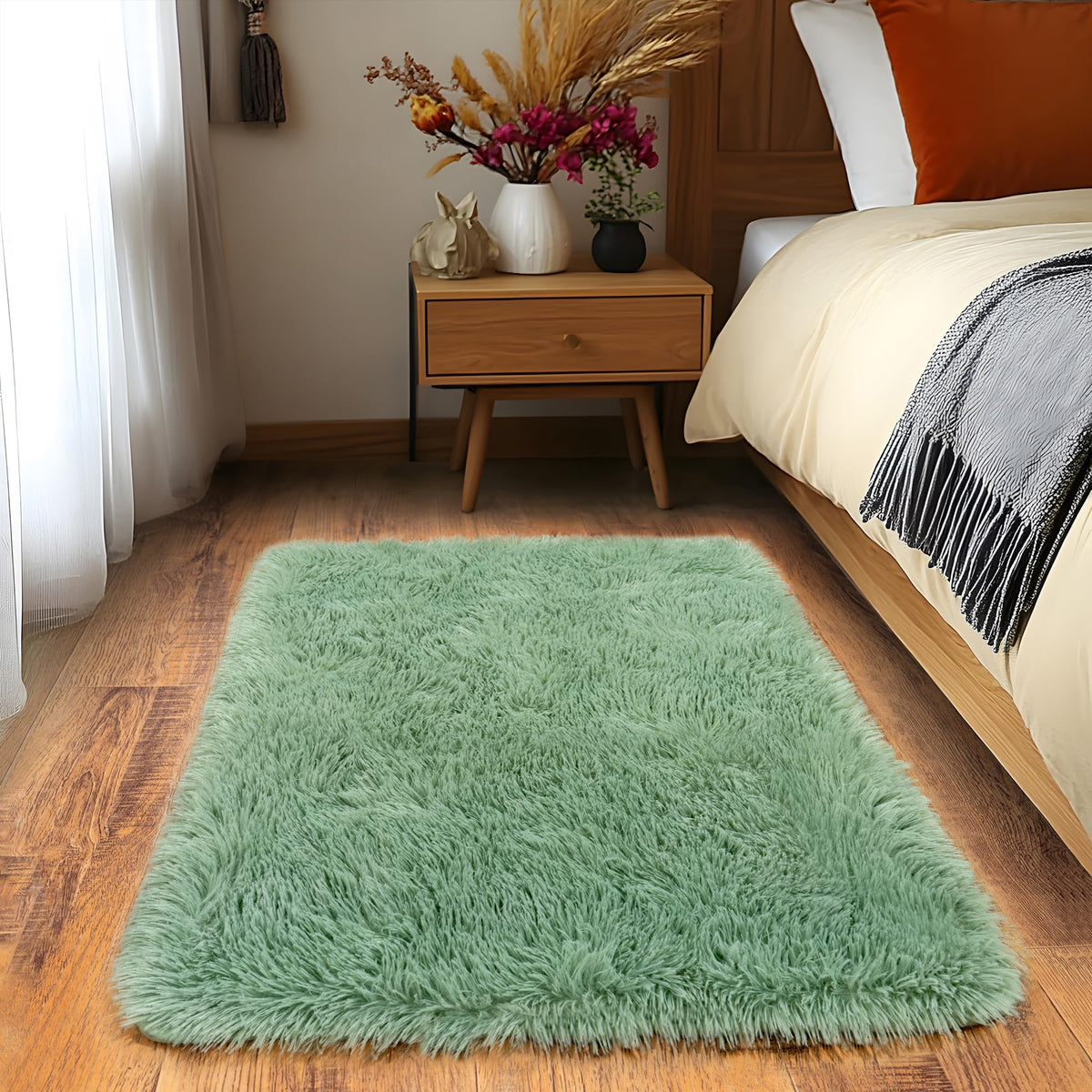 Small Black Area Rug, 2x3 Rug for Bedroom Shaggy Throw Rugs for Dorm Rug, Soft Shag Carpet for Kids Room, Plush Comfy Fluffy Bedside Rug for Home Decor Aesthetic